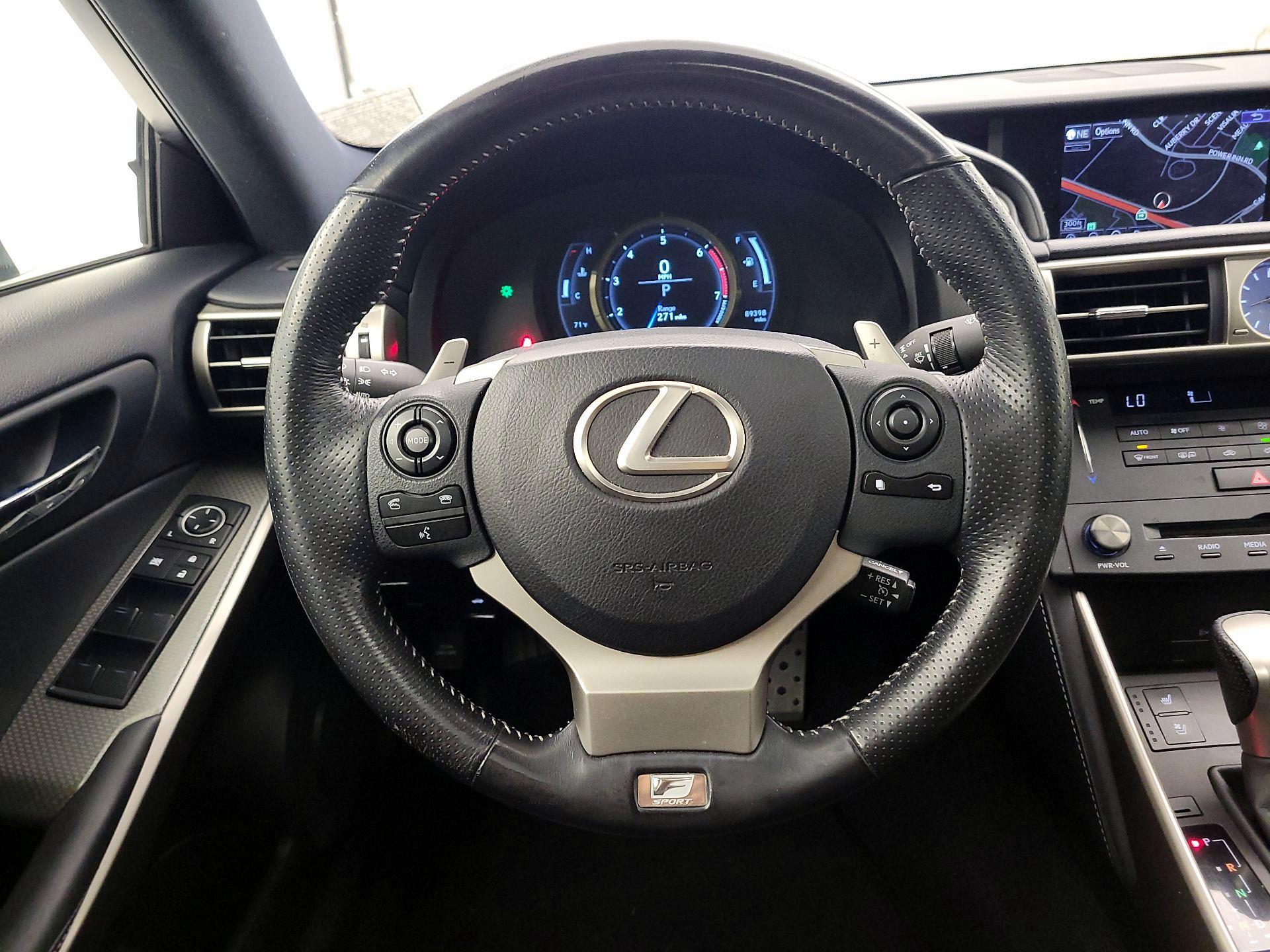 Thumbnail: 2016 Lexus IS - 10