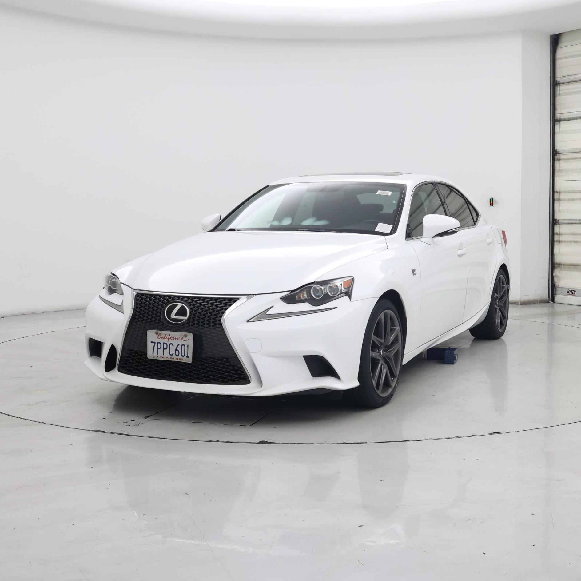 Thumbnail: 2016 Lexus IS - 4