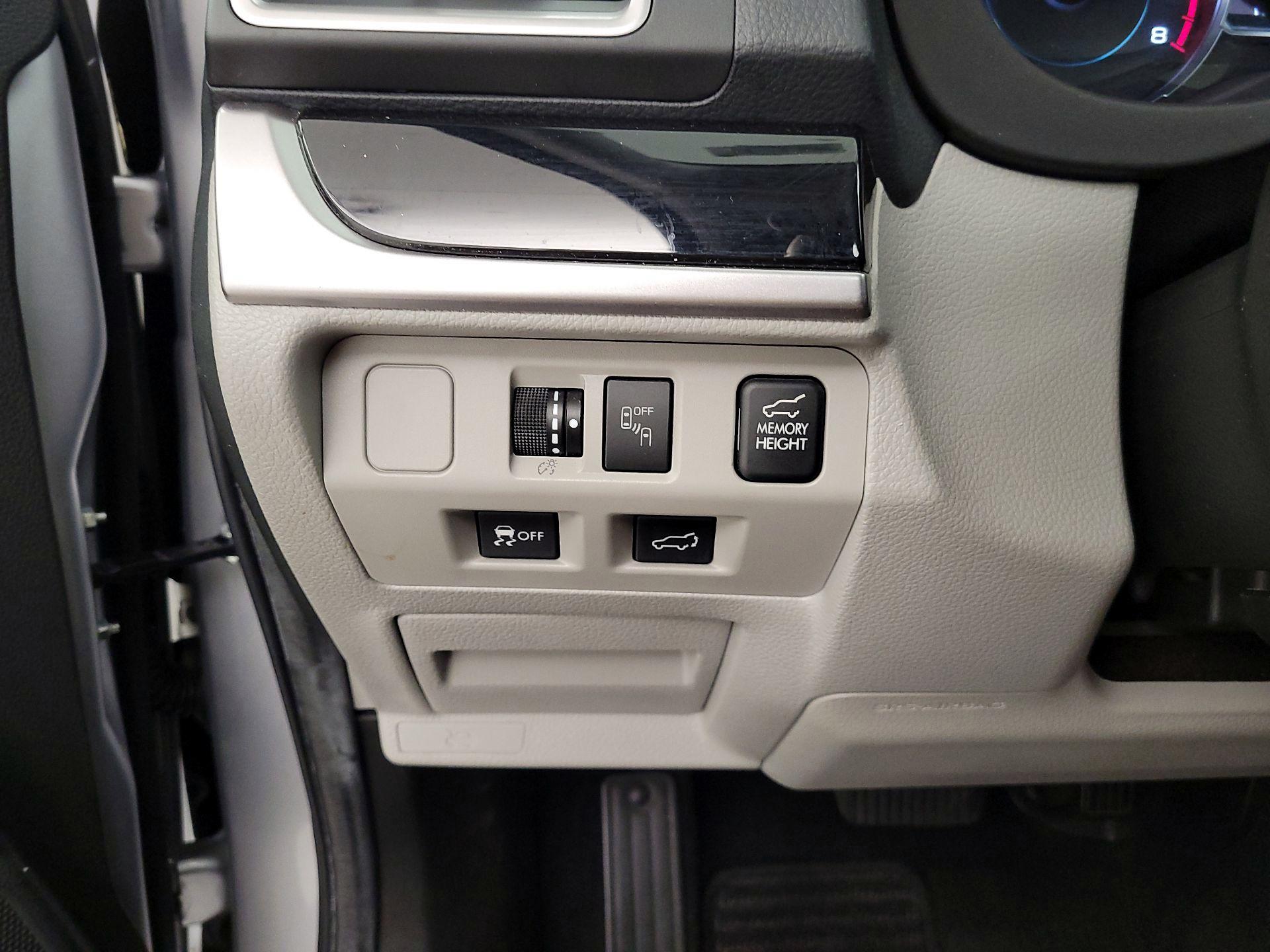 Thumbnail: 2017 Subaru Forester - 13