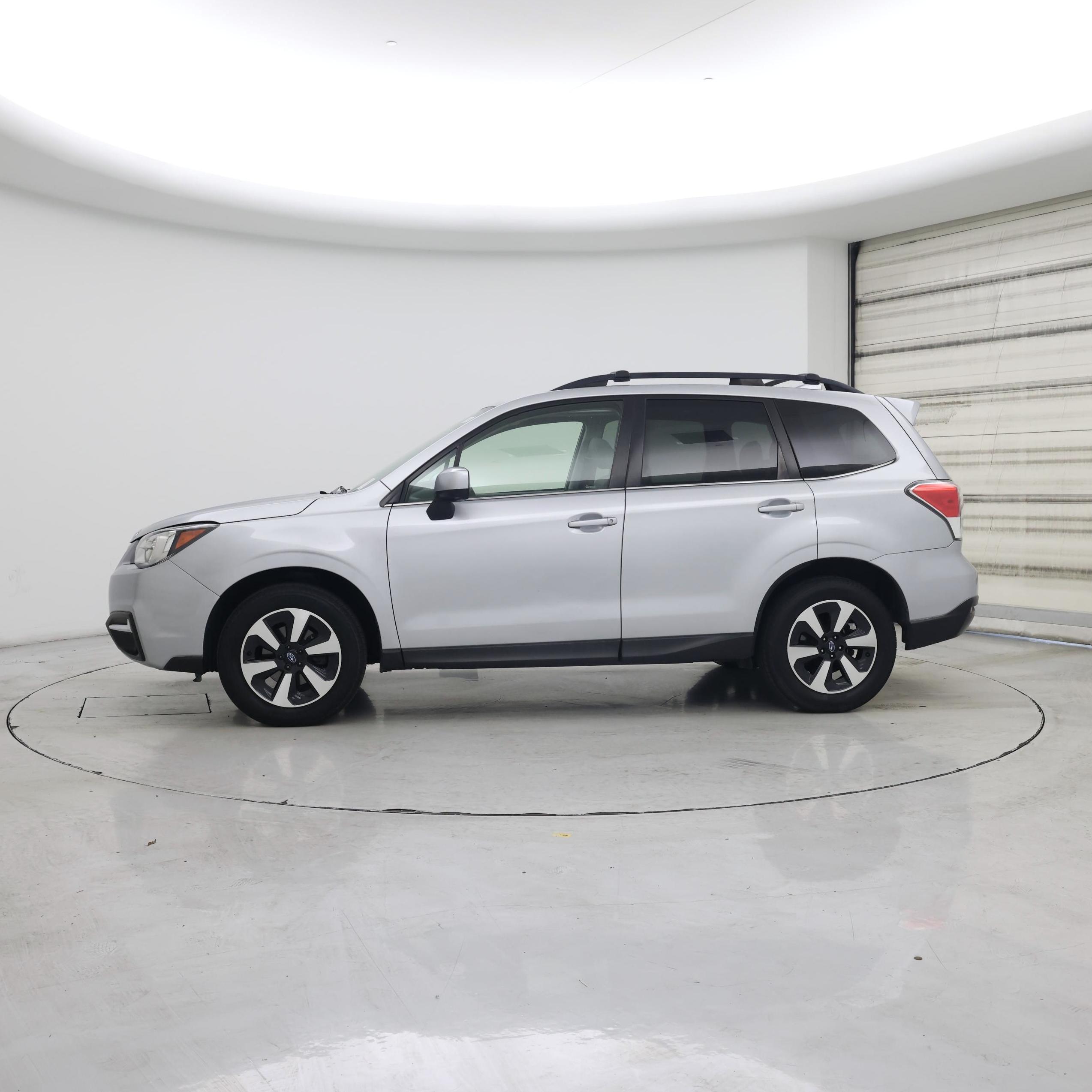 Thumbnail: 2017 Subaru Forester - 3