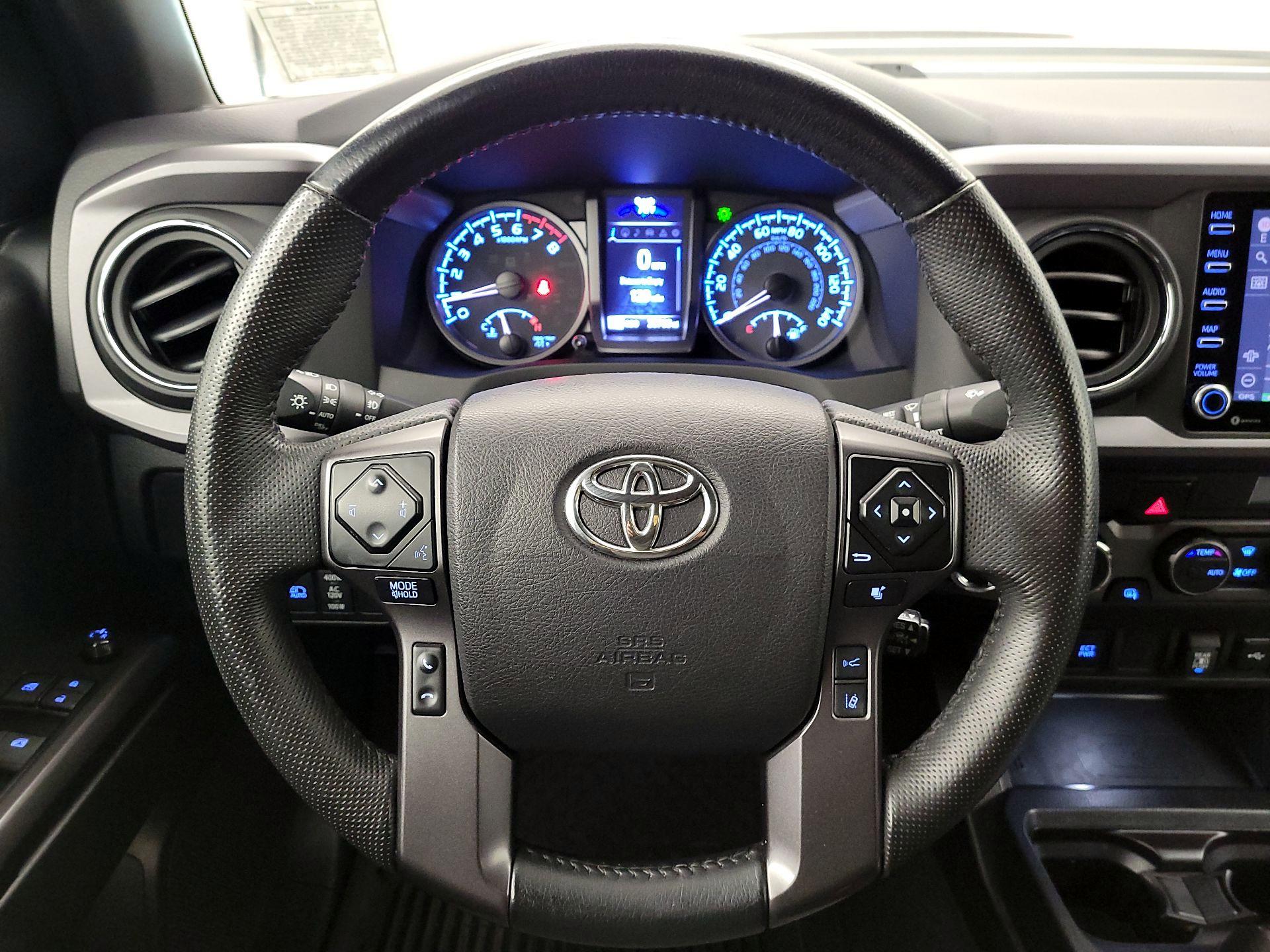Thumbnail: 2022 Toyota Tacoma - 10