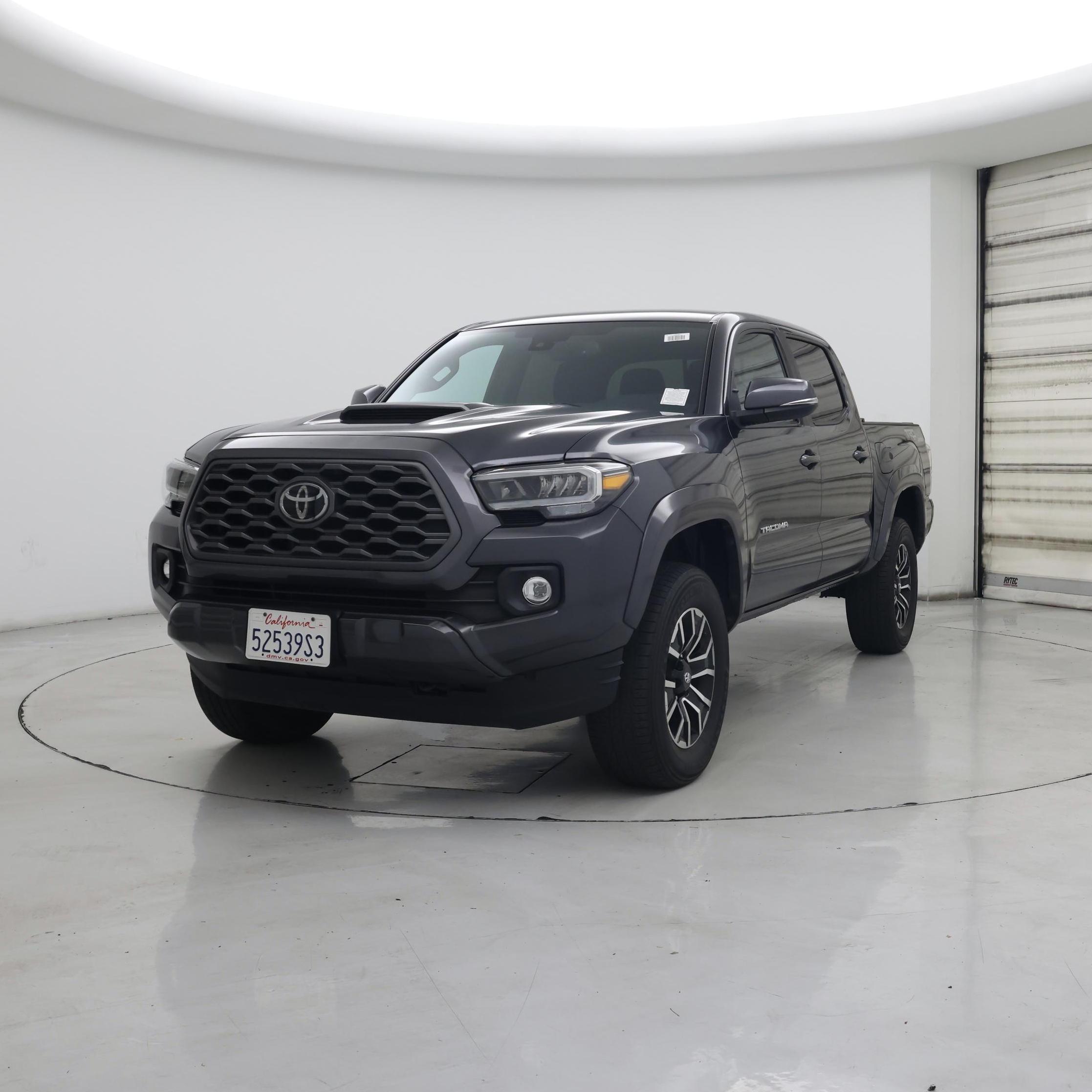 Thumbnail: 2022 Toyota Tacoma - 4