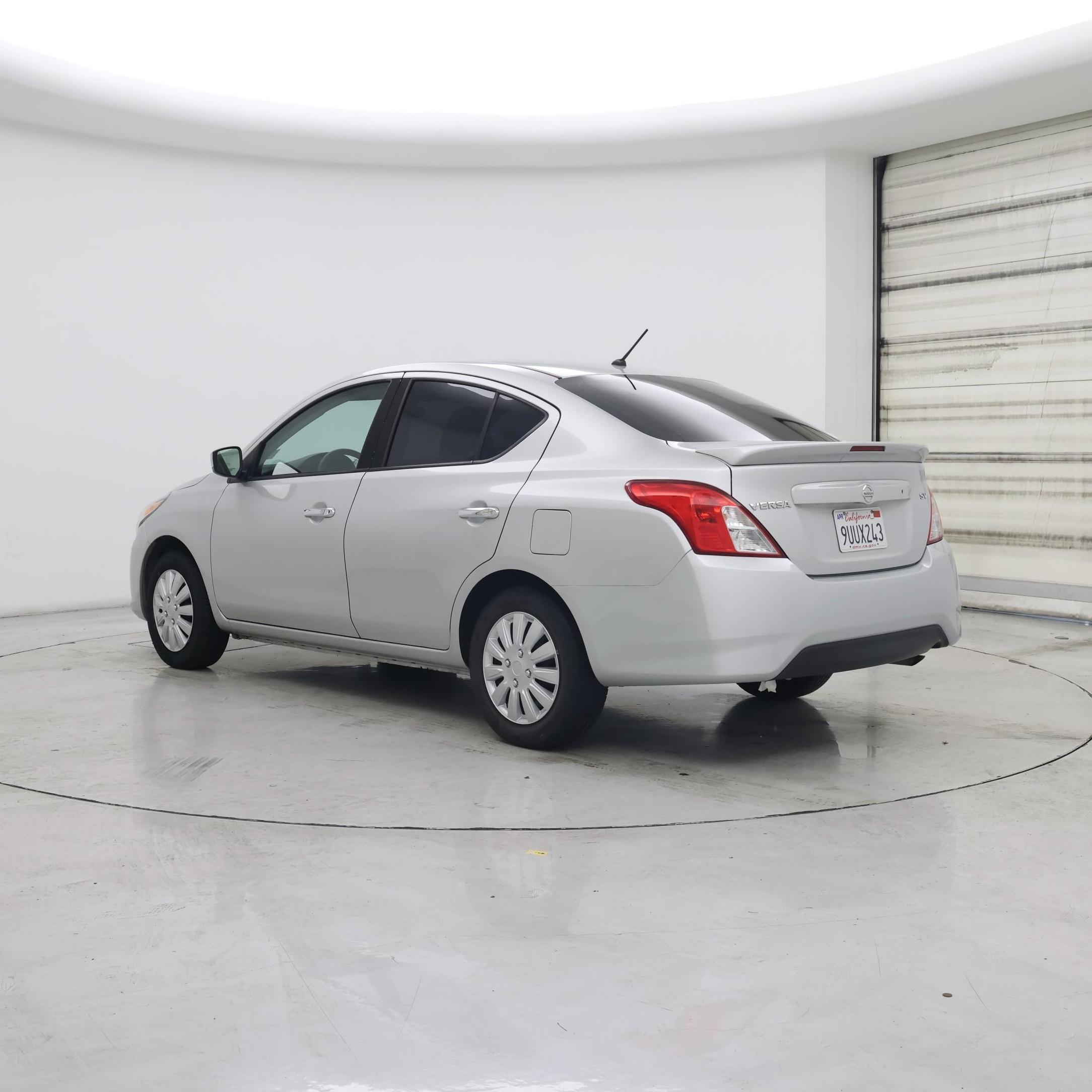Thumbnail: 2018 Nissan Versa - 2
