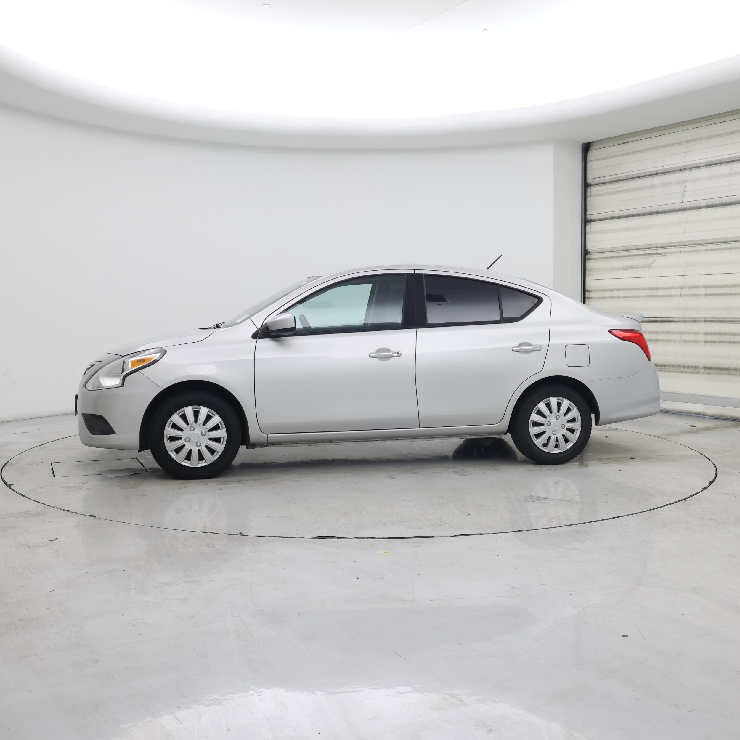 Thumbnail: 2018 Nissan Versa - 3