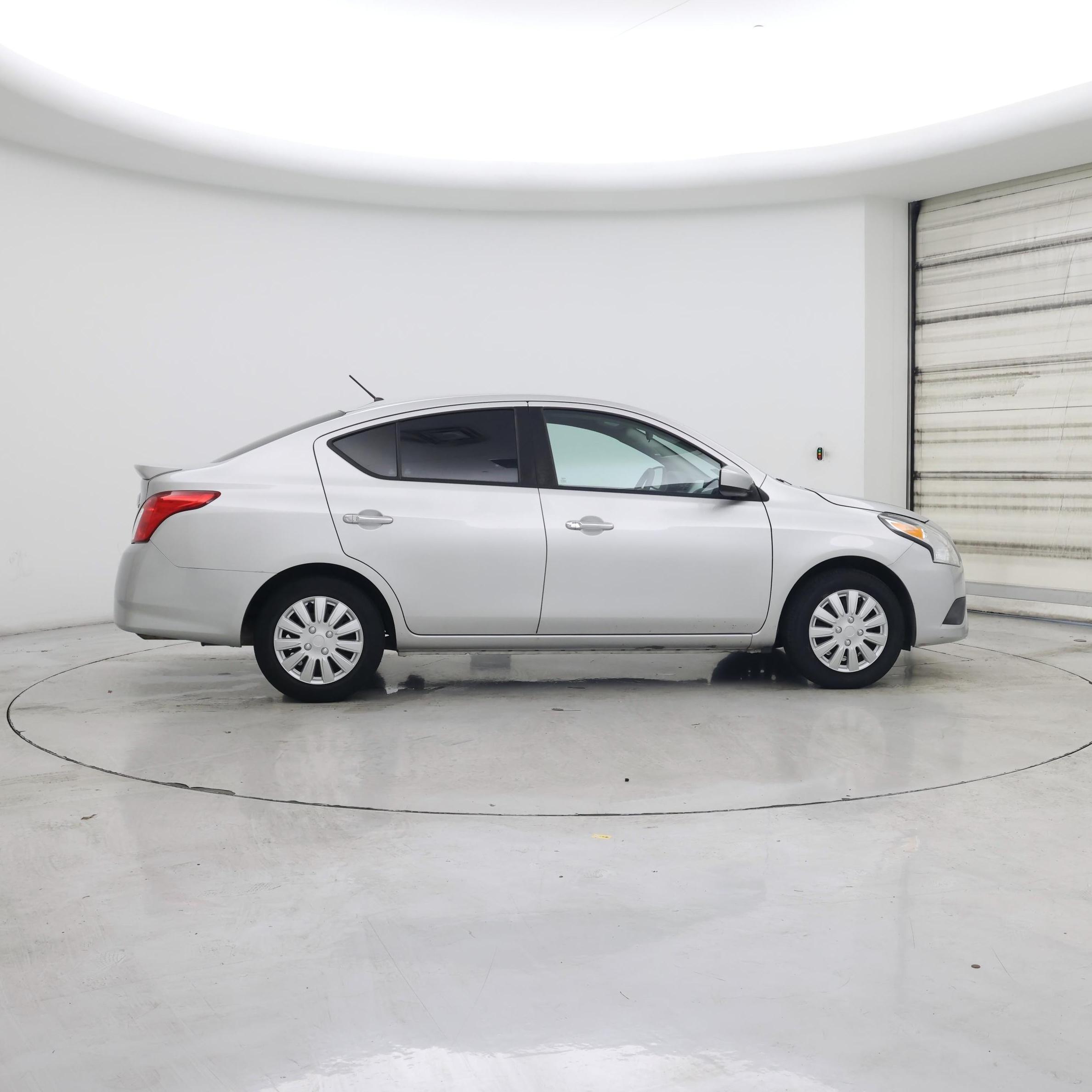 Thumbnail: 2018 Nissan Versa - 7