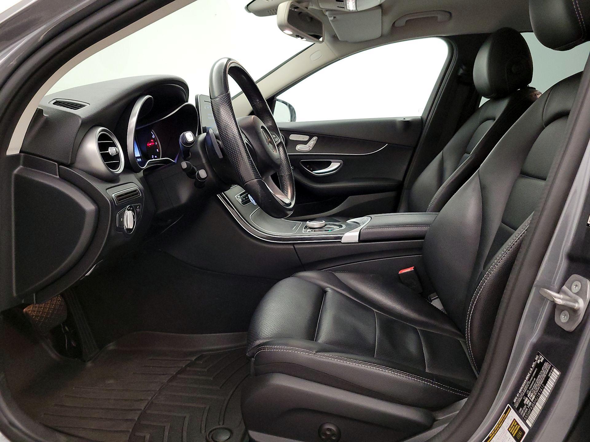 Thumbnail: 2017 Mercedes-Benz C-Class - 11