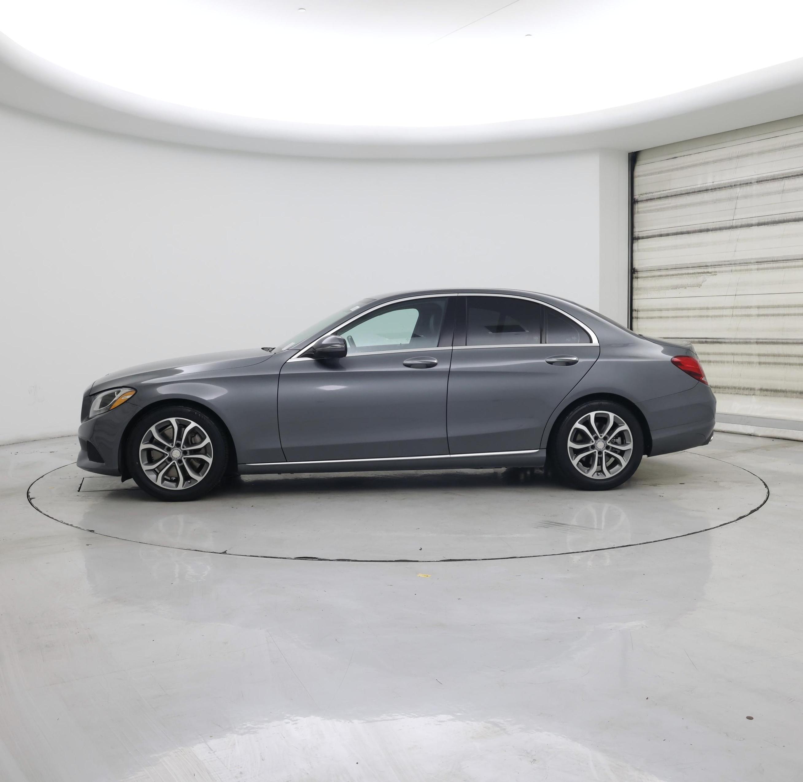 Thumbnail: 2017 Mercedes-Benz C-Class - 3
