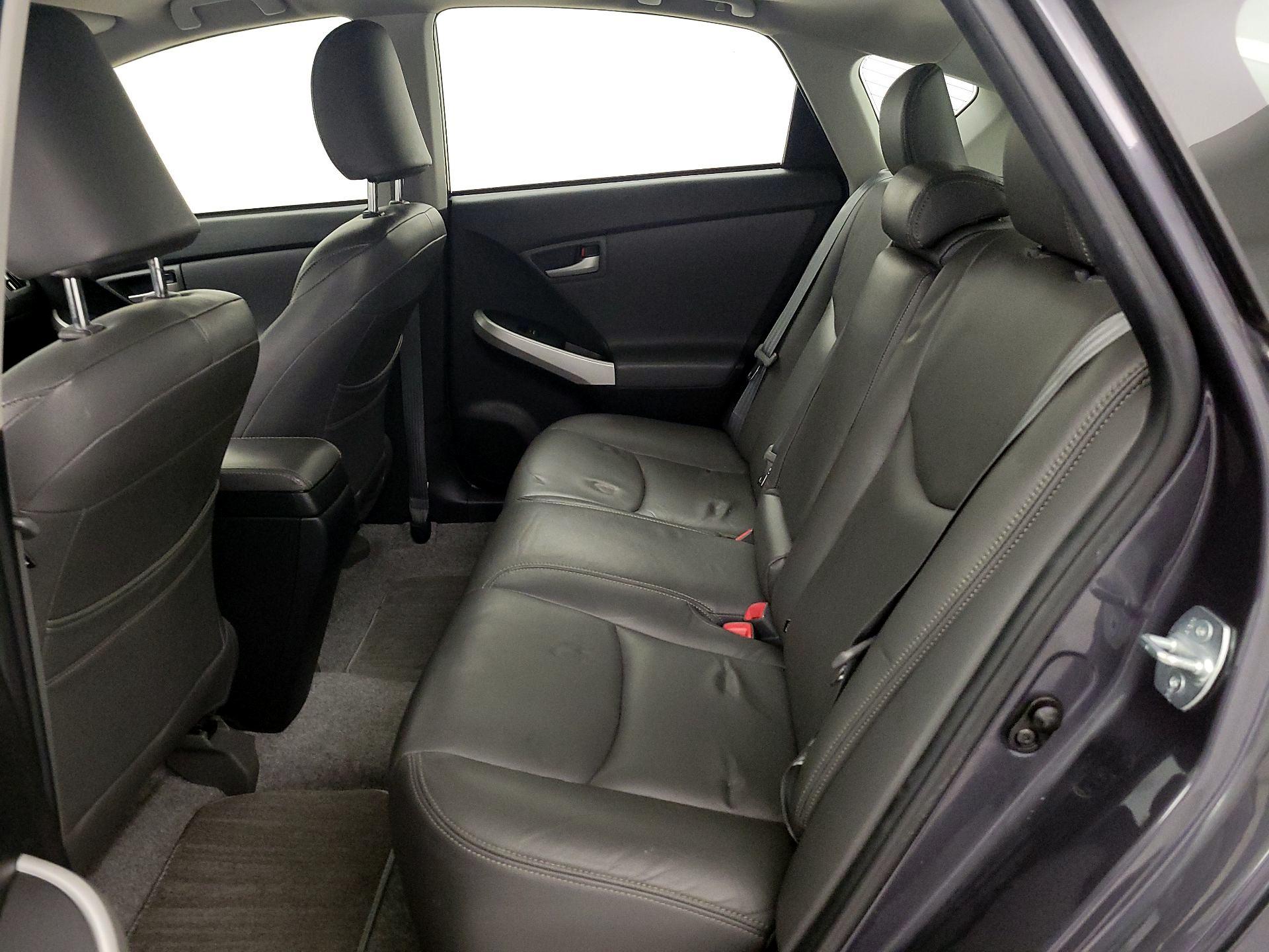 Thumbnail: 2015 Toyota Prius - 19