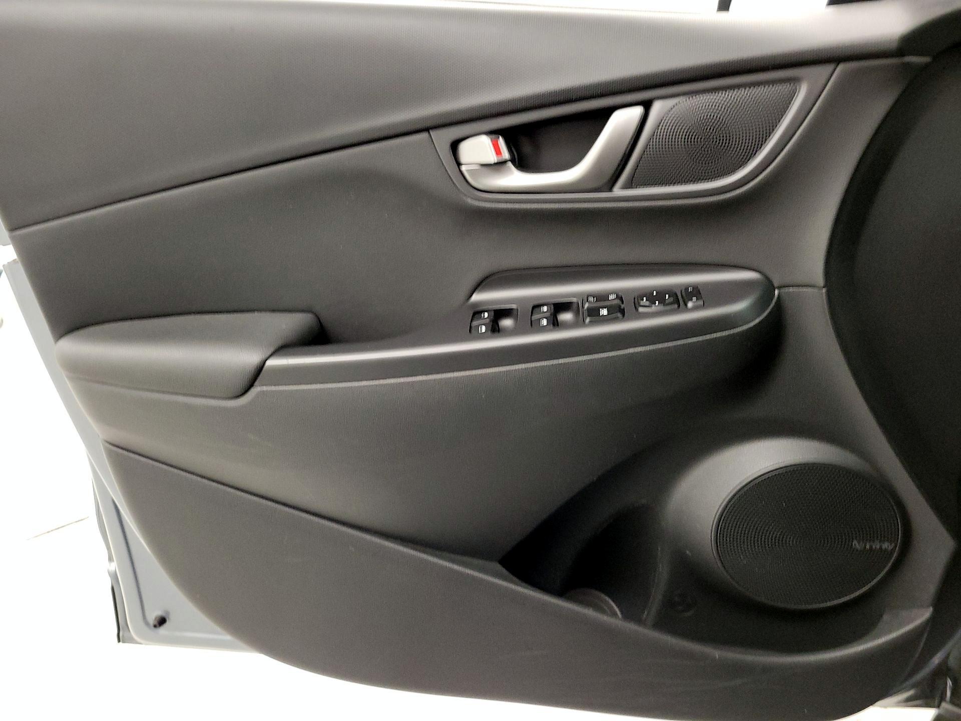 Thumbnail: 2019 Hyundai Kona - 12