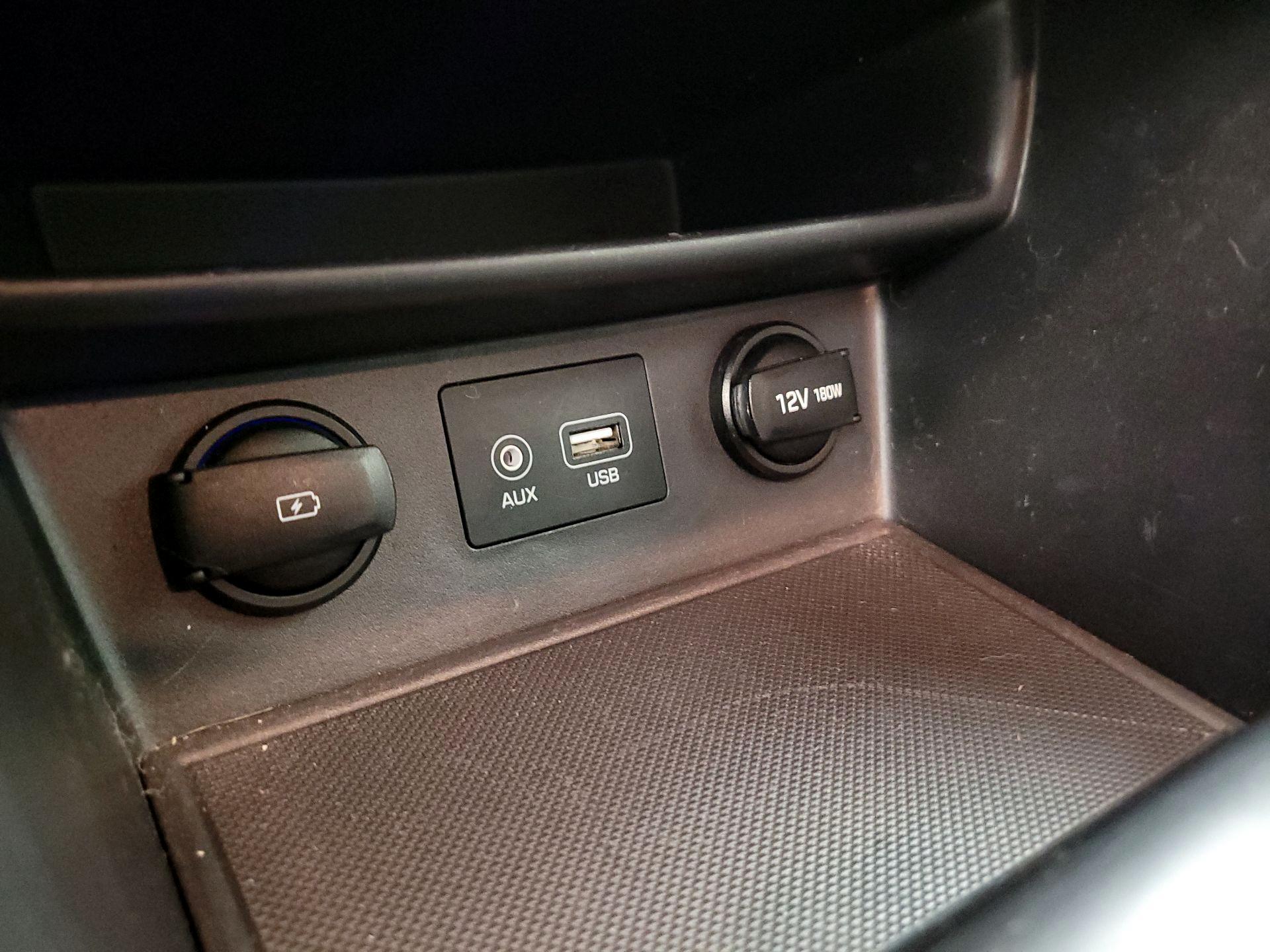 Thumbnail: 2019 Hyundai Kona - 18