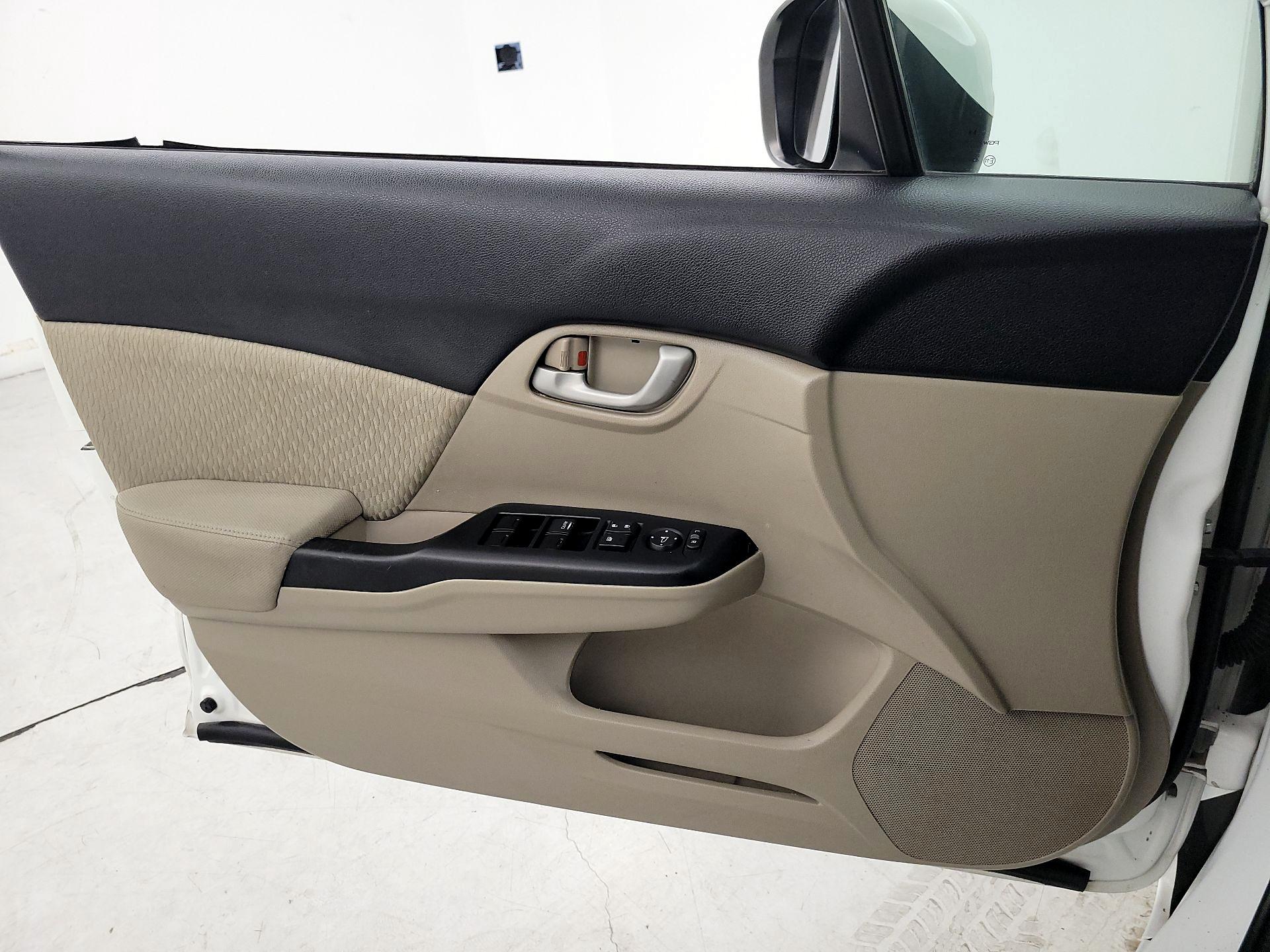 Thumbnail: 2014 Honda Civic - 12
