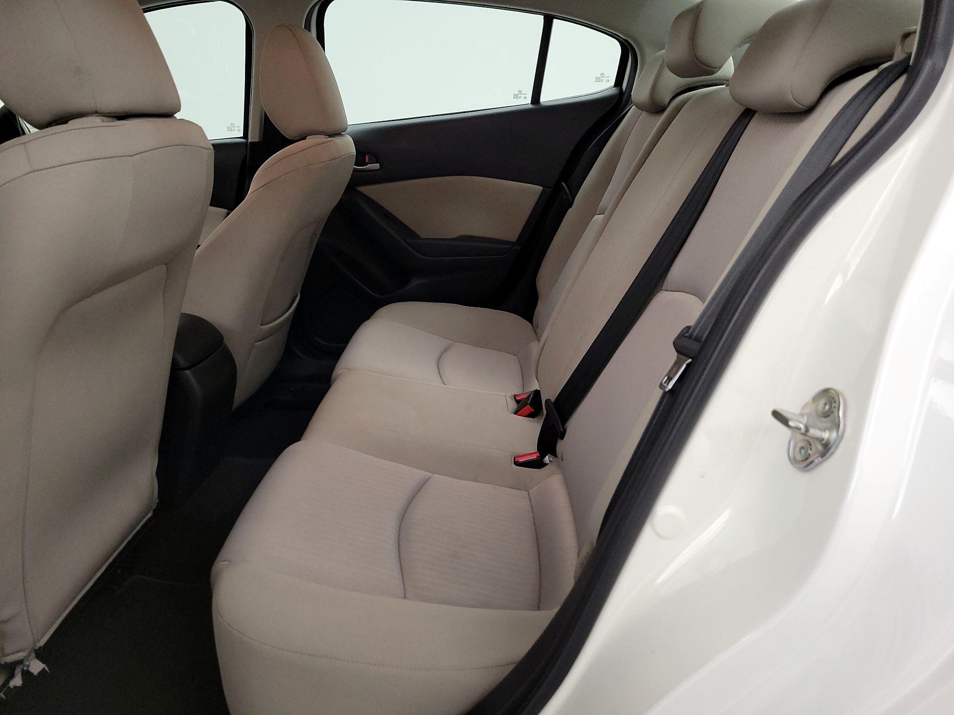 Thumbnail: 2015 Mazda Mazda3 - 19