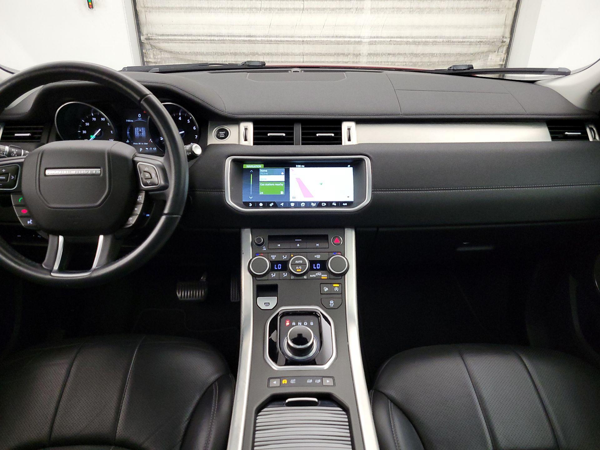 Thumbnail: 2017 Land Rover Range Rover Evoque - 9
