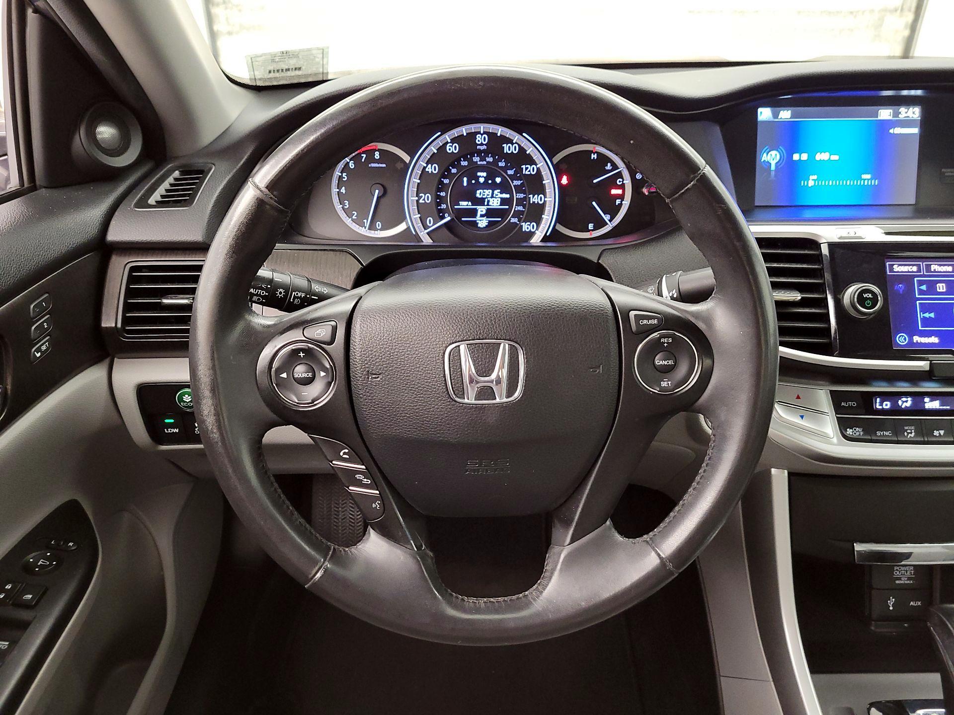 Thumbnail: 2015 Honda Accord - 10
