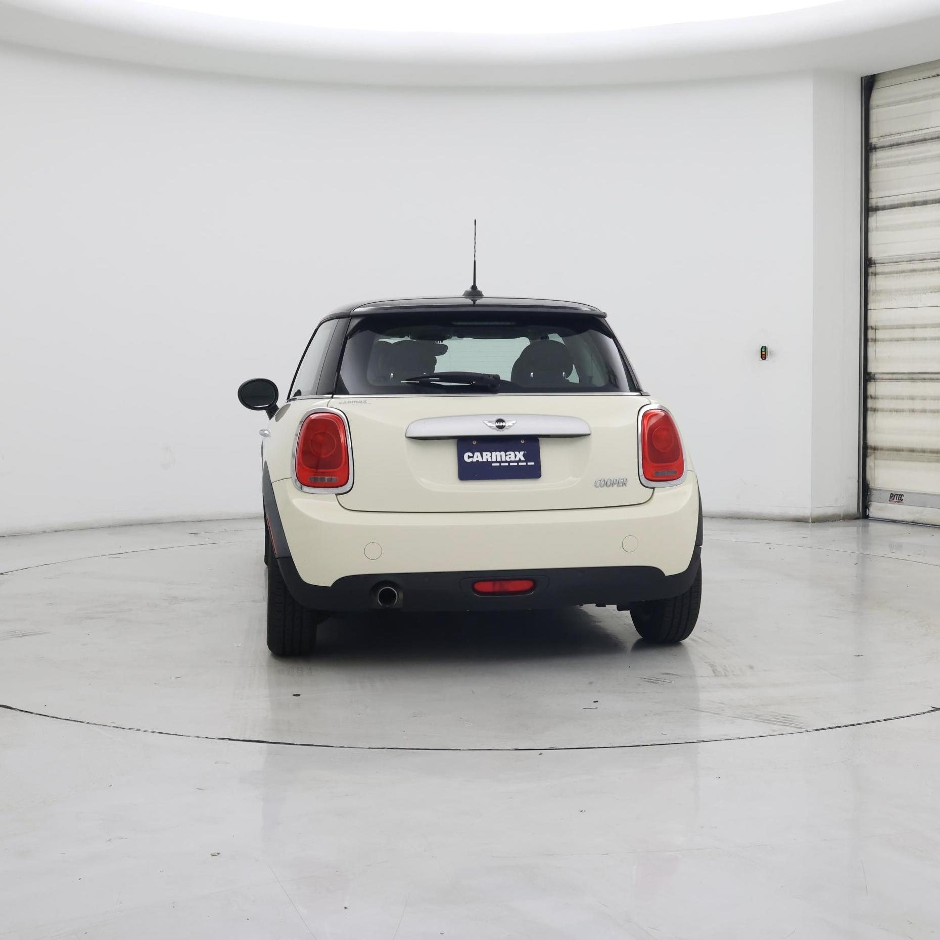 Thumbnail: 2015 MINI Cooper Hardtop - 6
