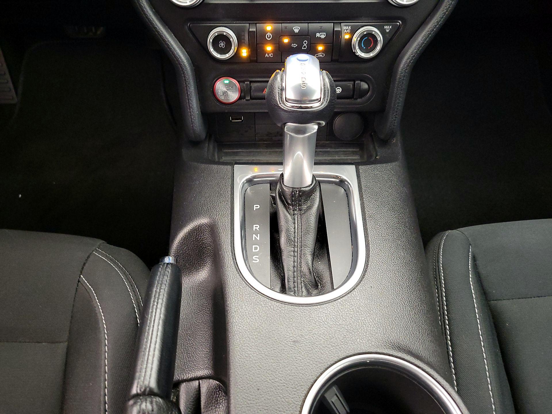 Thumbnail: 2019 Ford Mustang - 17