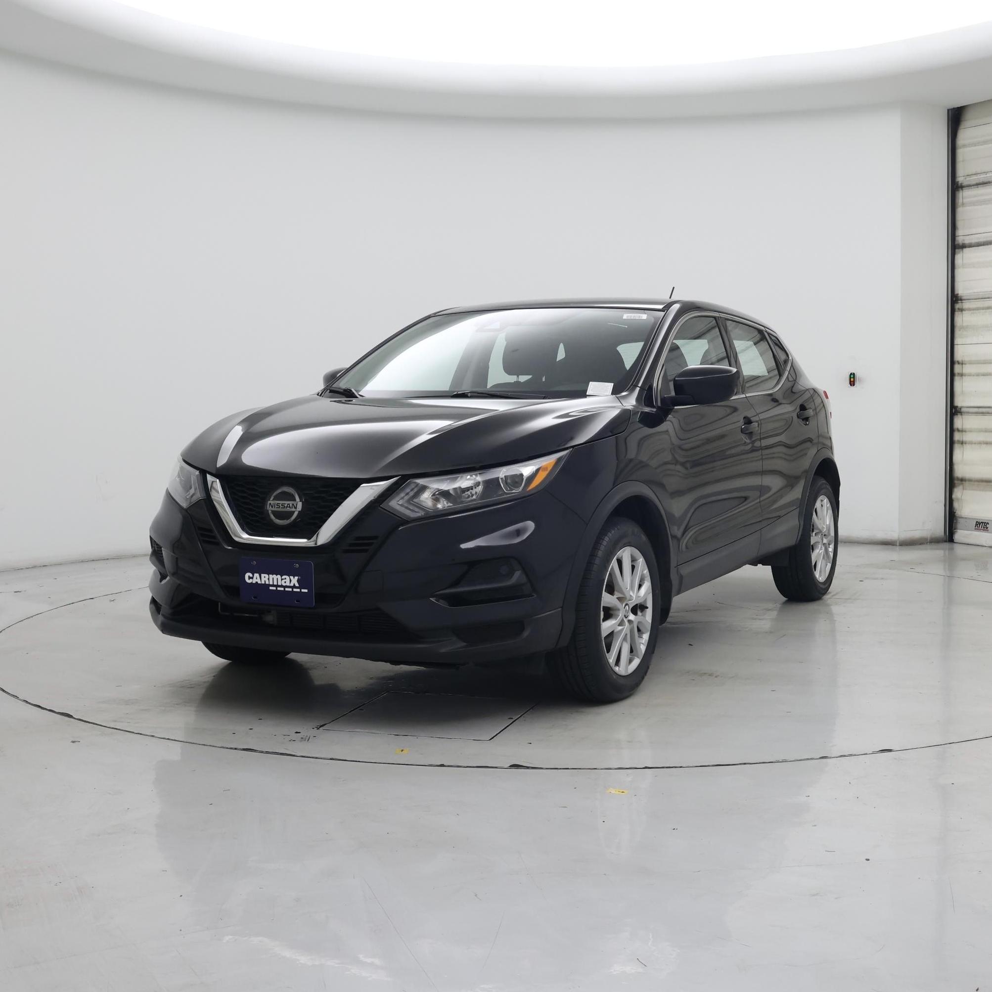 Thumbnail: 2020 Nissan Rogue Sport - 4