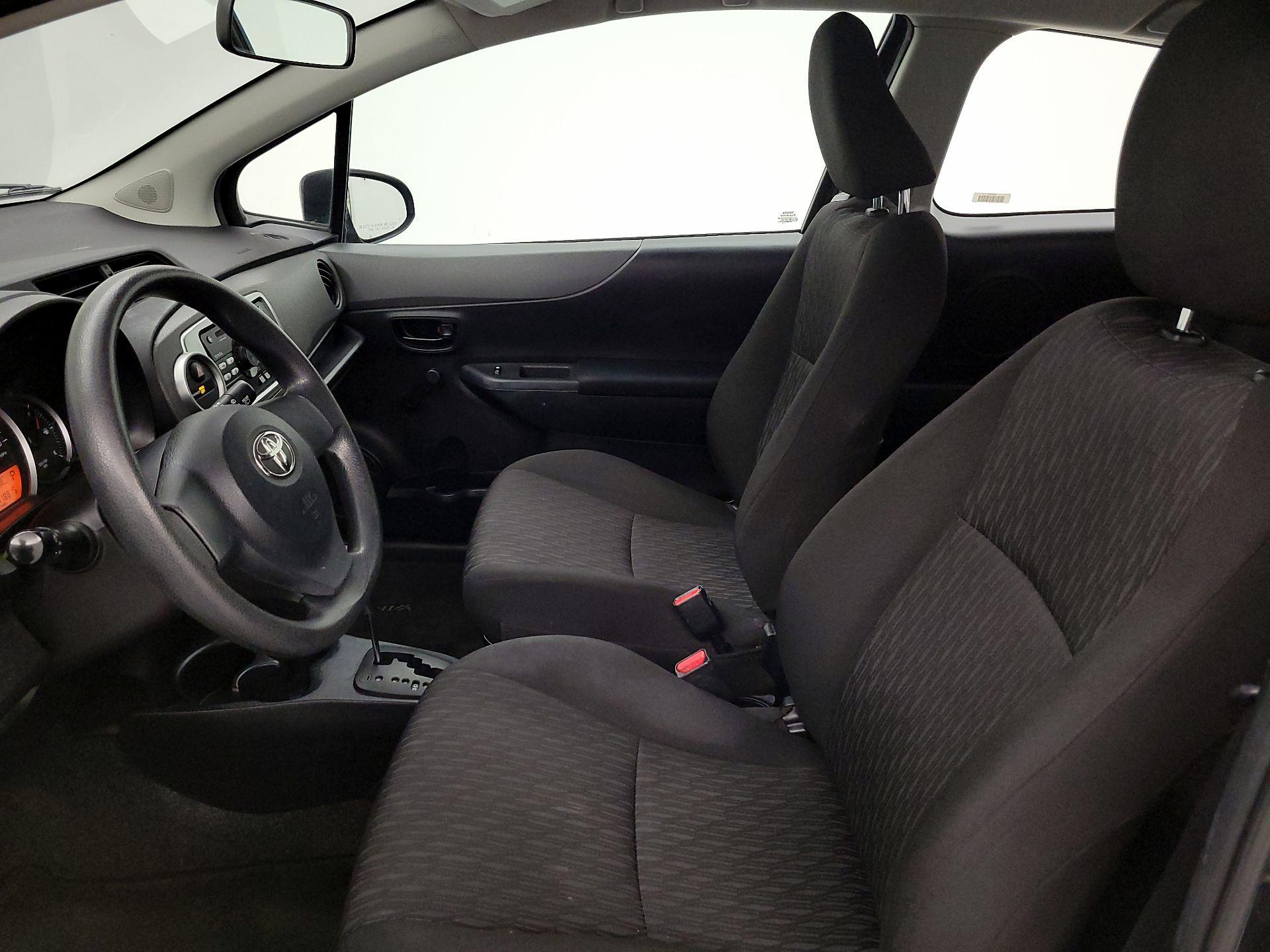 Thumbnail: 2014 Toyota Yaris - 11