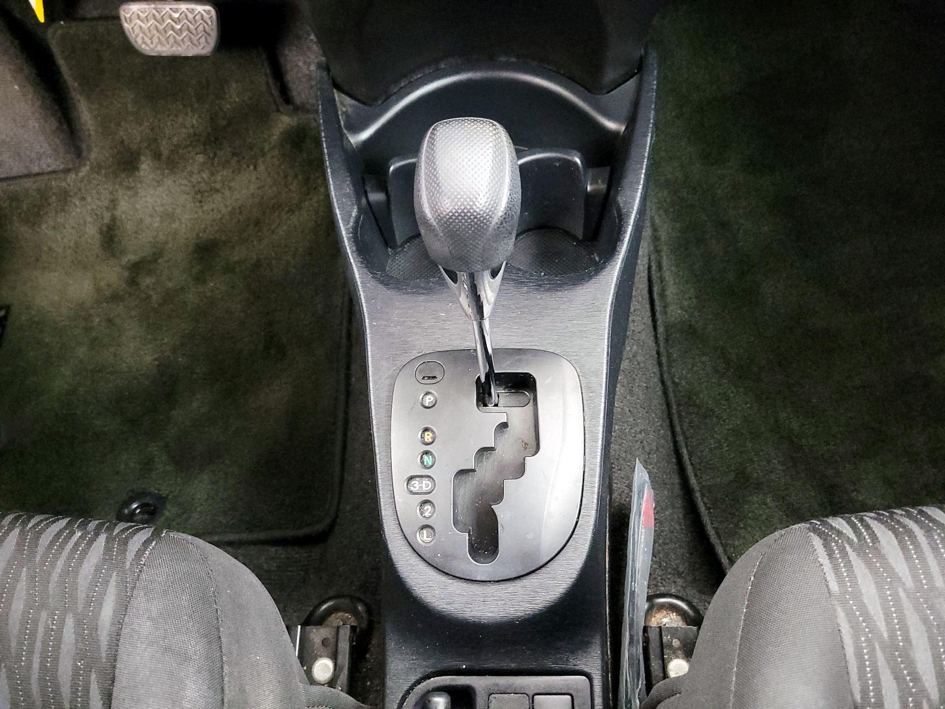 Thumbnail: 2014 Toyota Yaris - 16