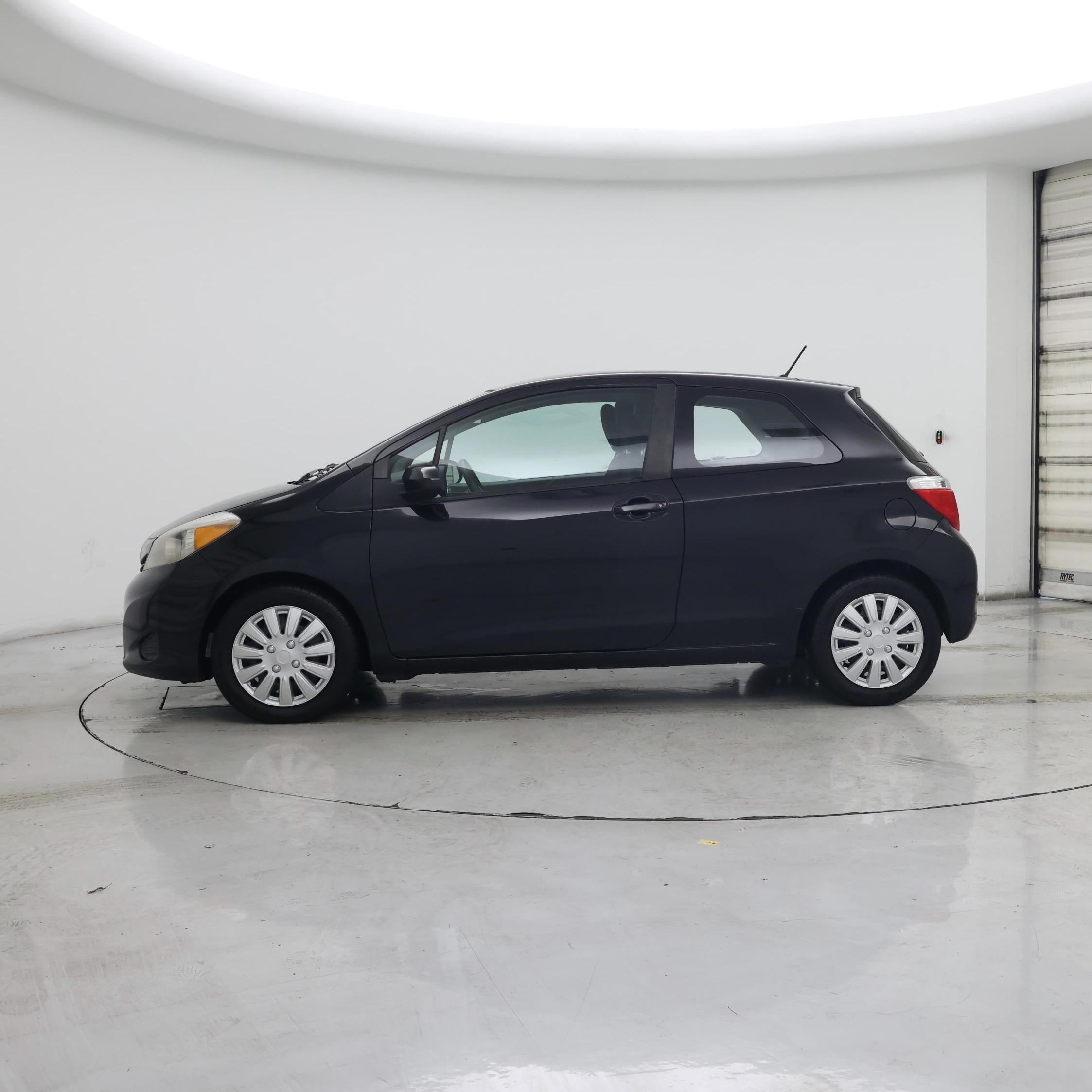 Thumbnail: 2014 Toyota Yaris - 3
