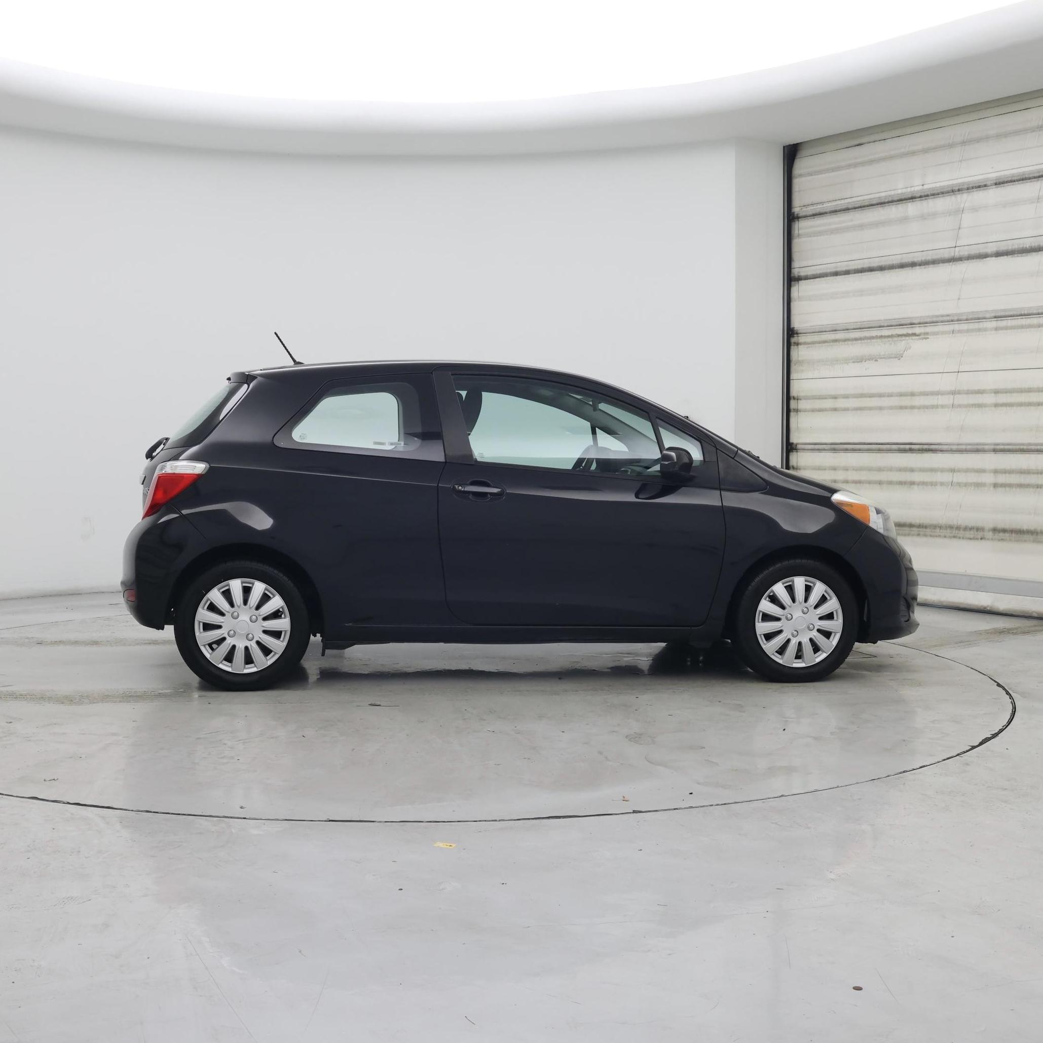 Thumbnail: 2014 Toyota Yaris - 7