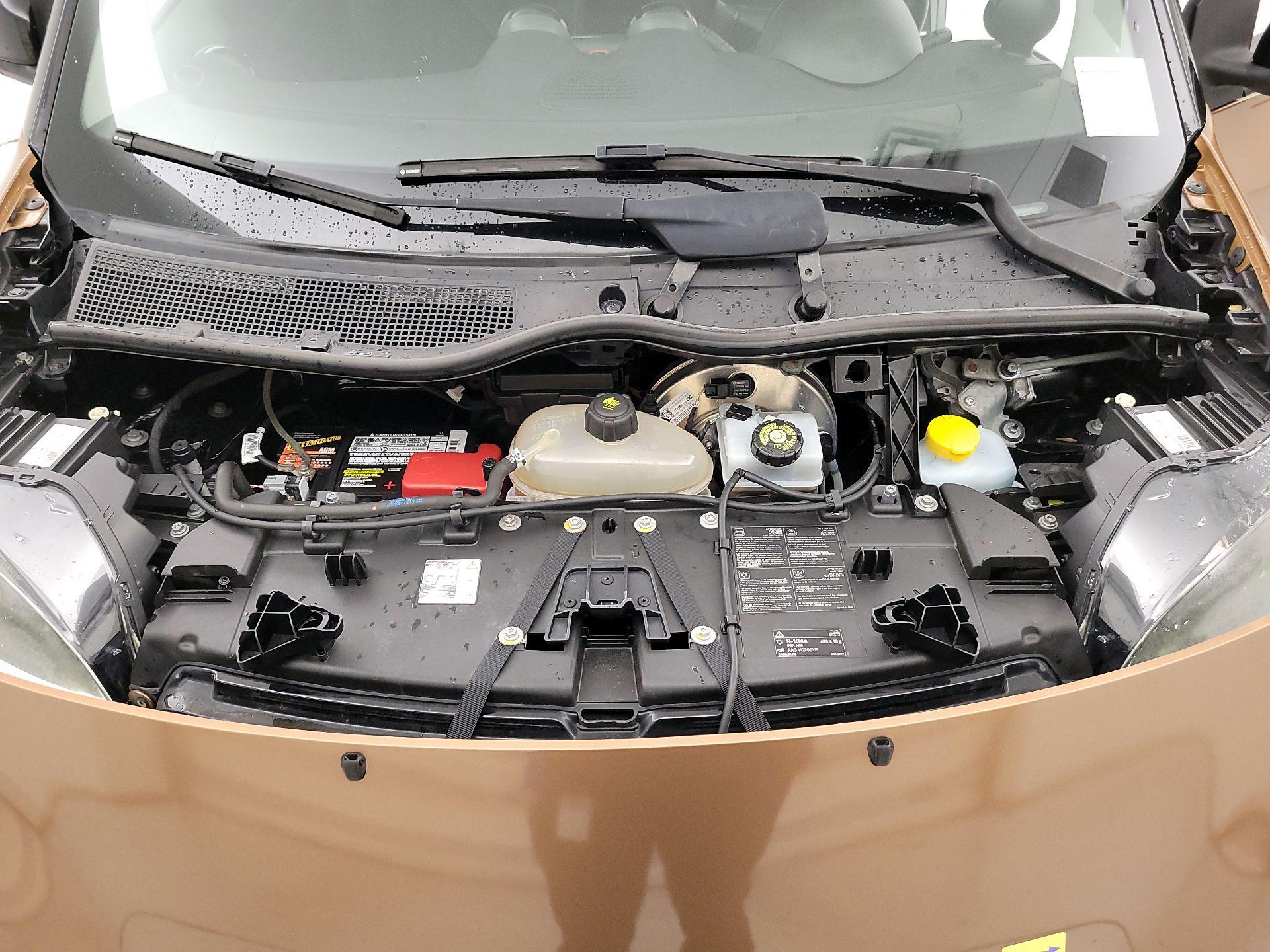 Thumbnail: 2016 smart fortwo - 19