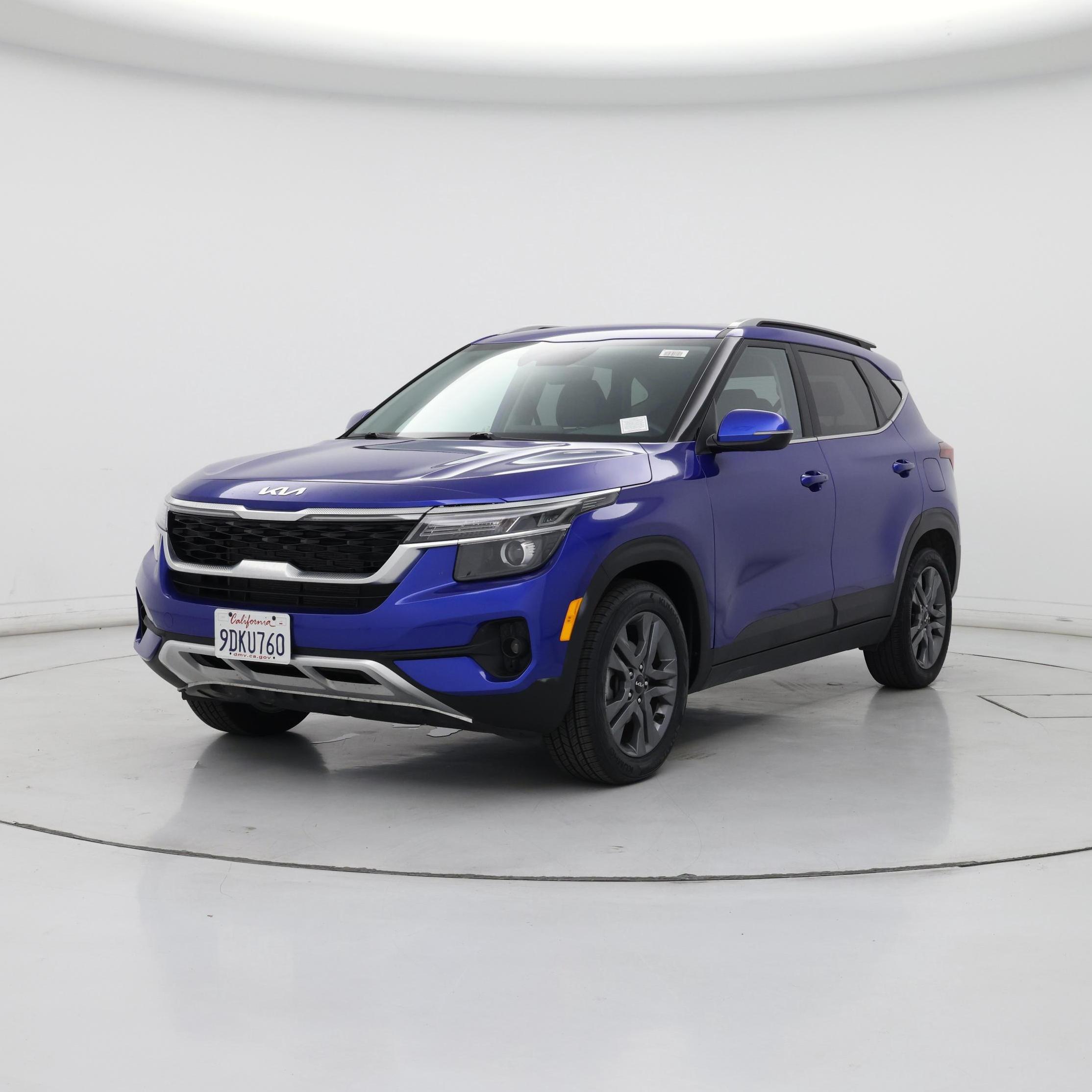 Thumbnail: 2023 Kia Seltos - 4