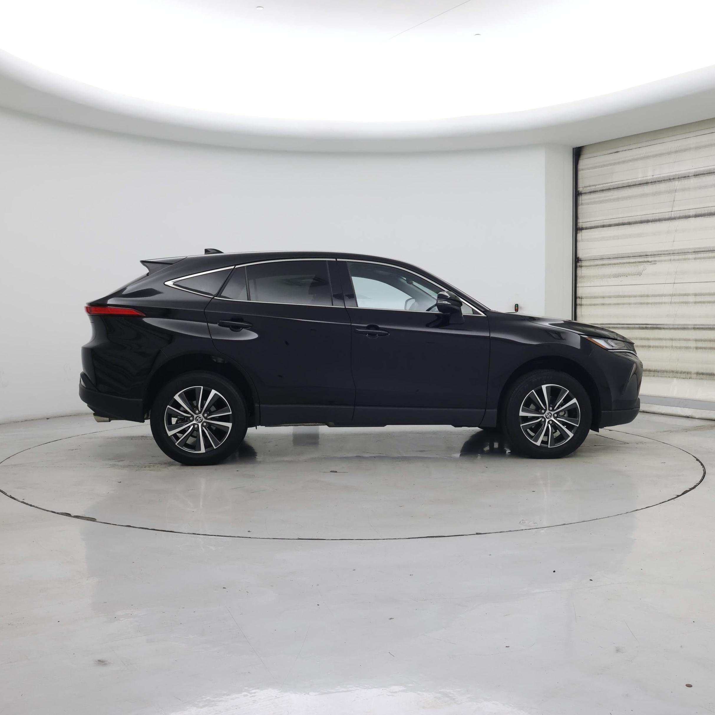 Thumbnail: 2024 Toyota Venza - 7