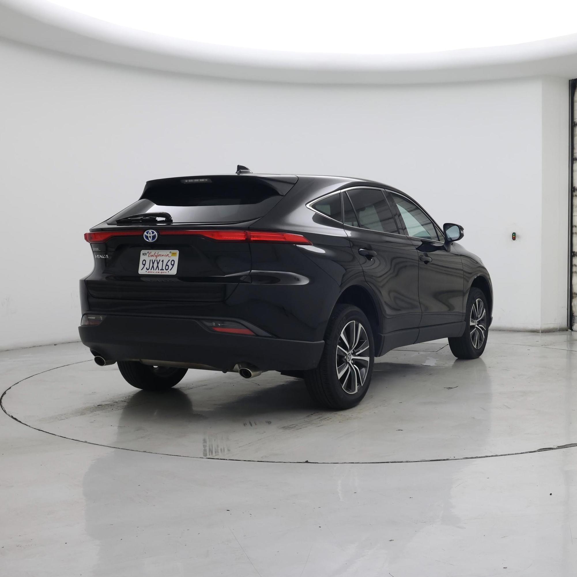 Thumbnail: 2024 Toyota Venza - 8