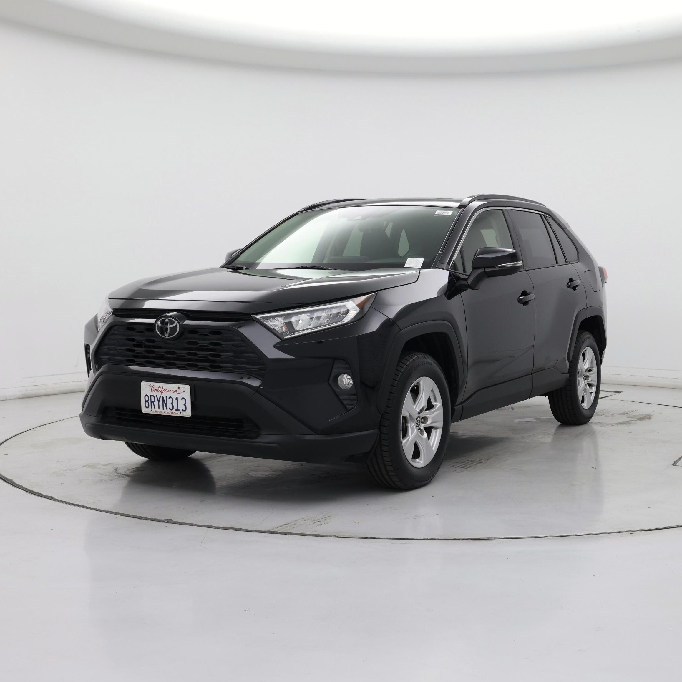 Thumbnail: 2020 Toyota RAV4 - 4