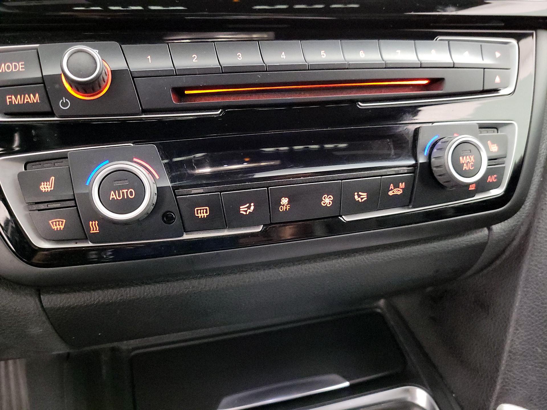 Thumbnail: 2015 BMW 4 Series - 15