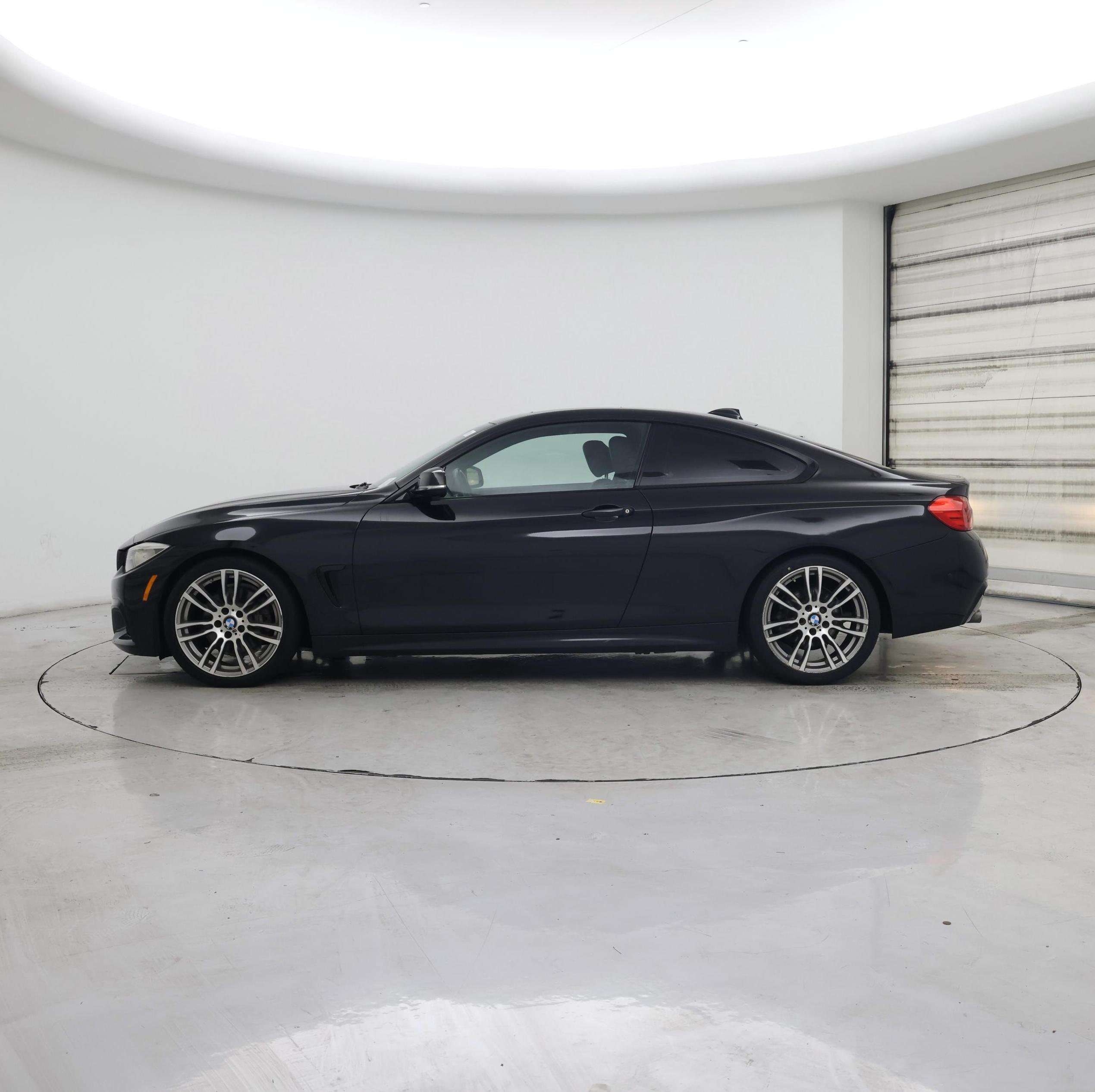 Thumbnail: 2015 BMW 4 Series - 3