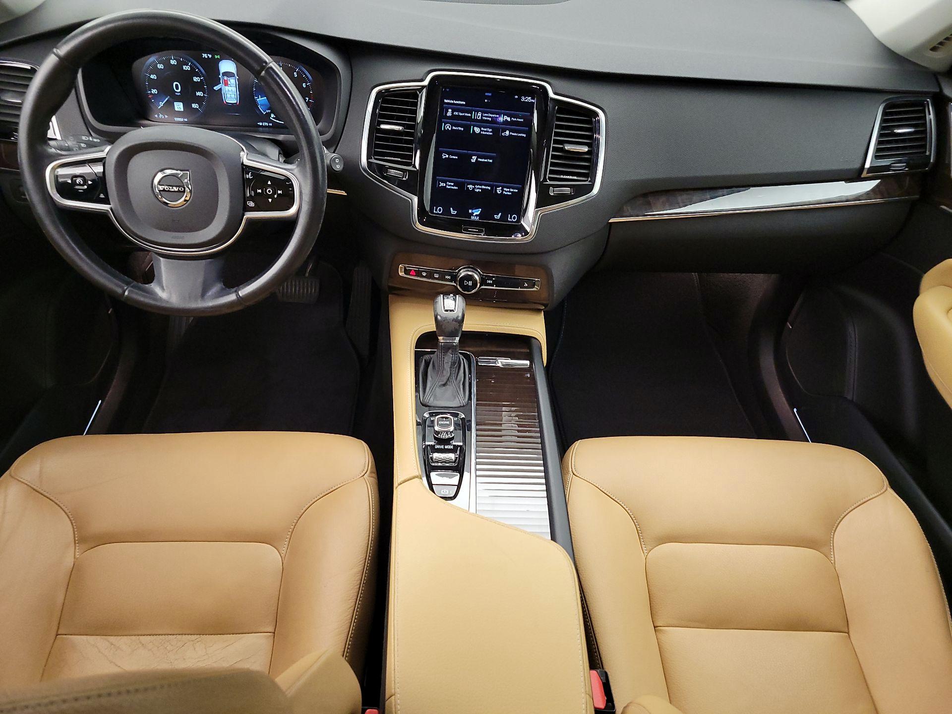 Thumbnail: 2016 Volvo XC90 - 9