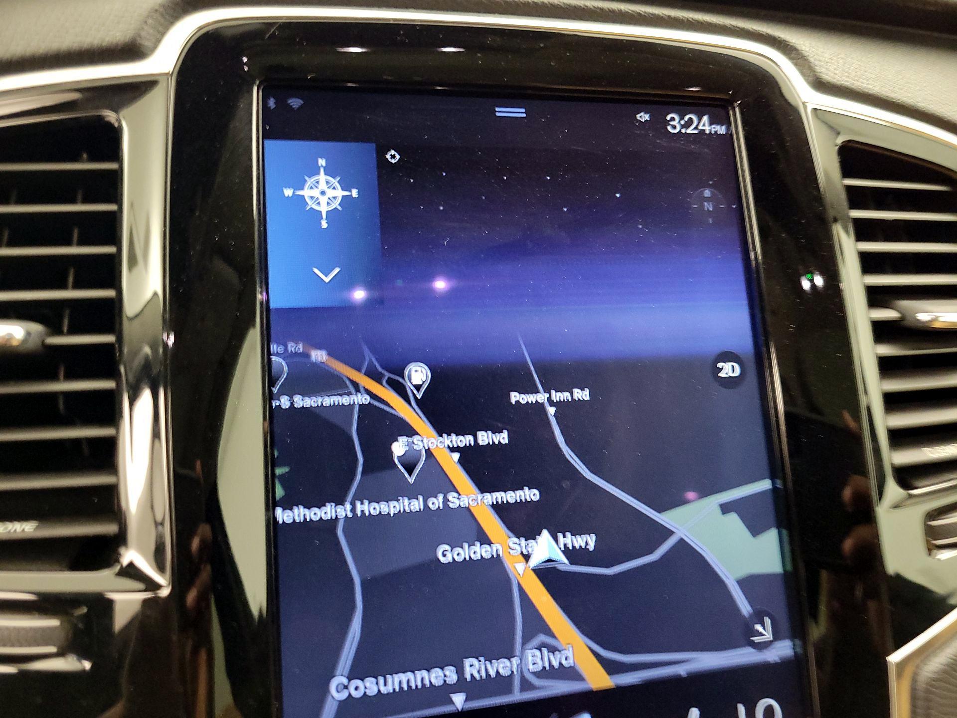 Thumbnail: 2016 Volvo XC90 - 14