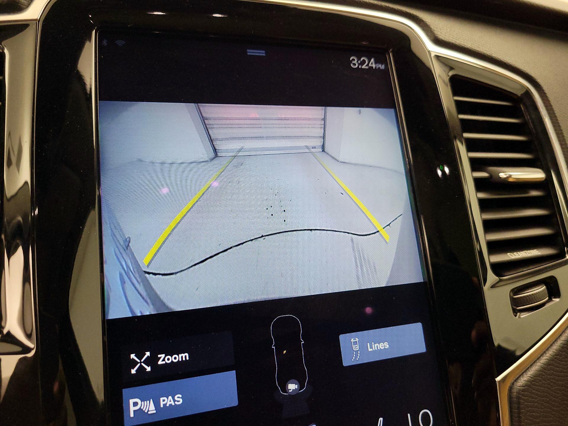 Thumbnail: 2016 Volvo XC90 - 15