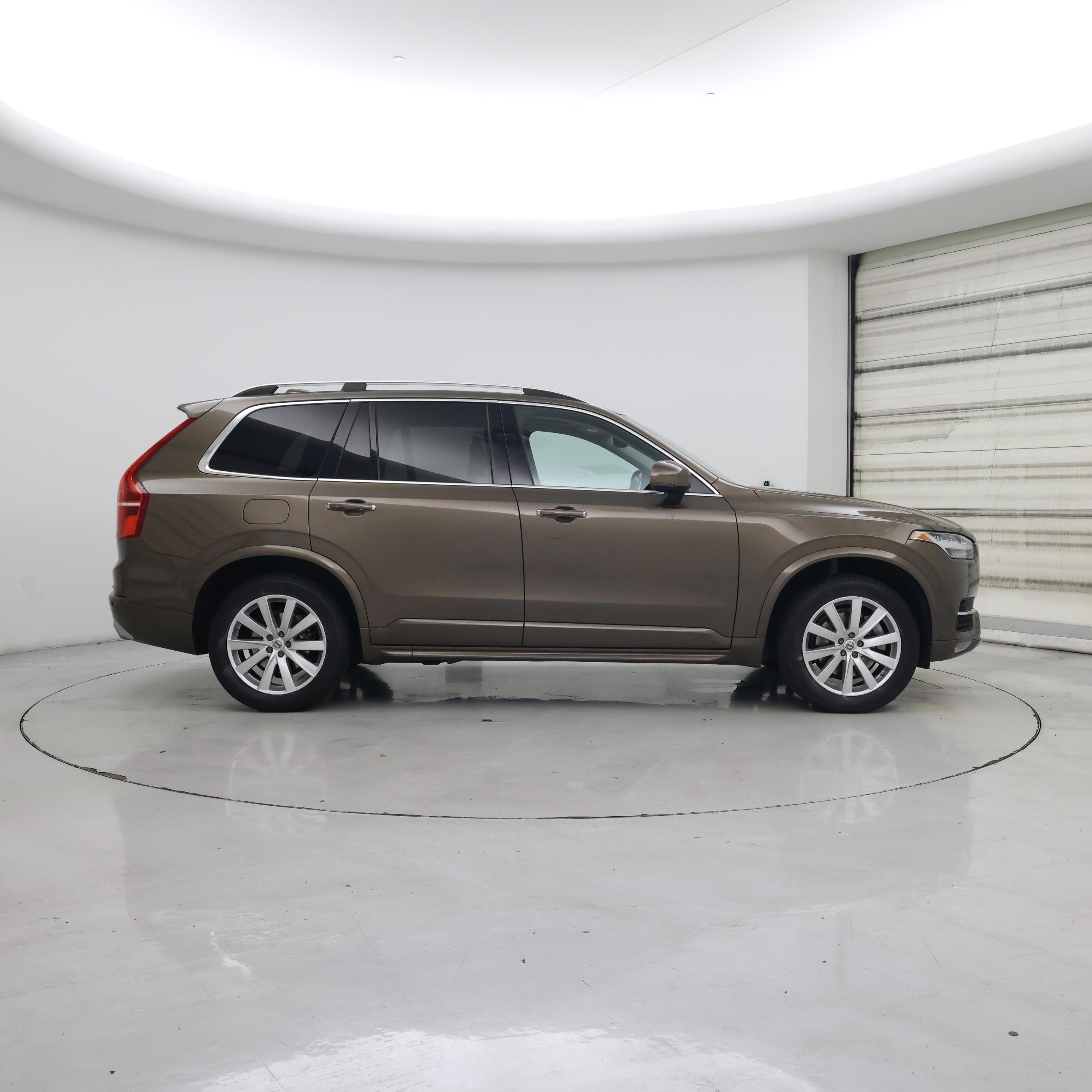 Thumbnail: 2016 Volvo XC90 - 7