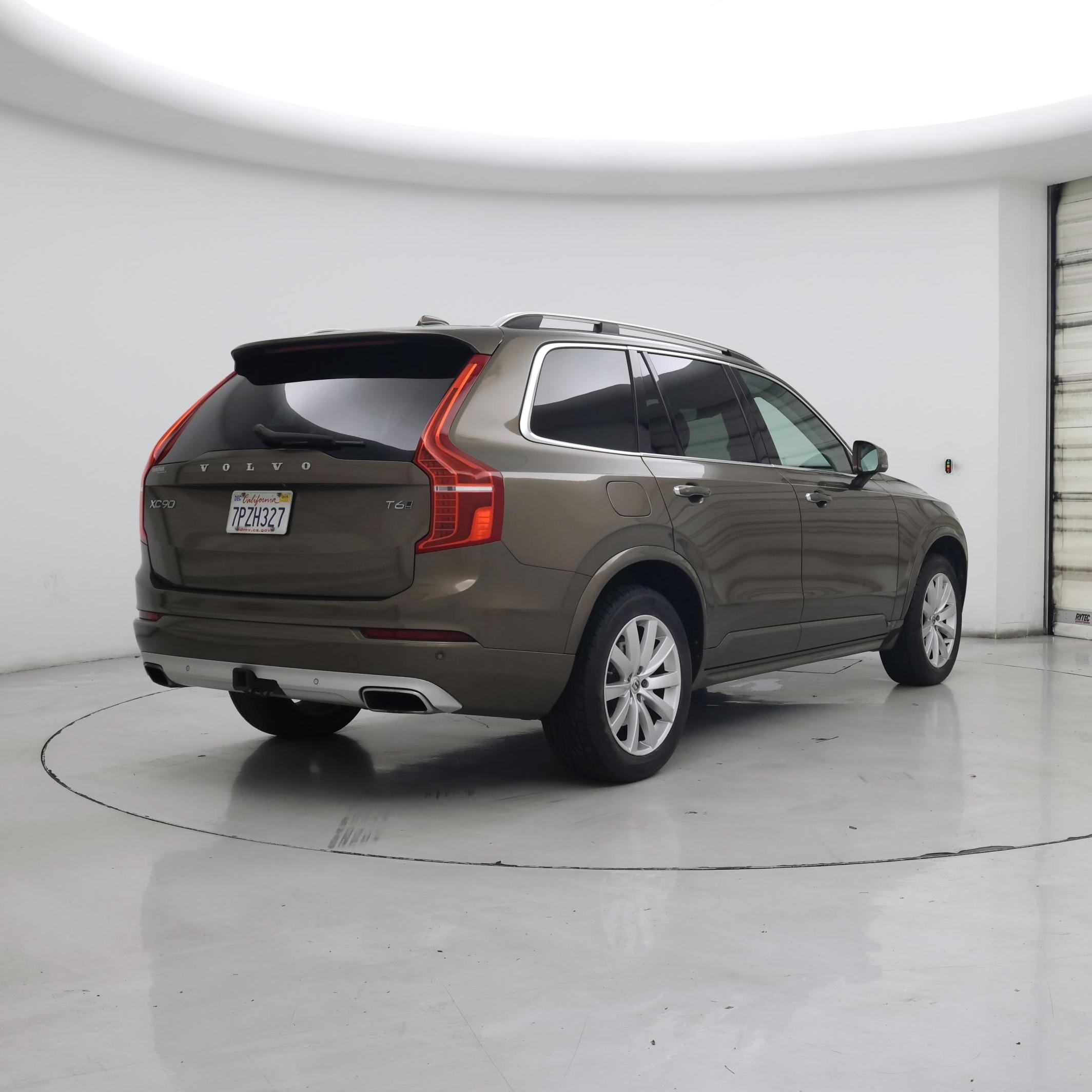 Thumbnail: 2016 Volvo XC90 - 8