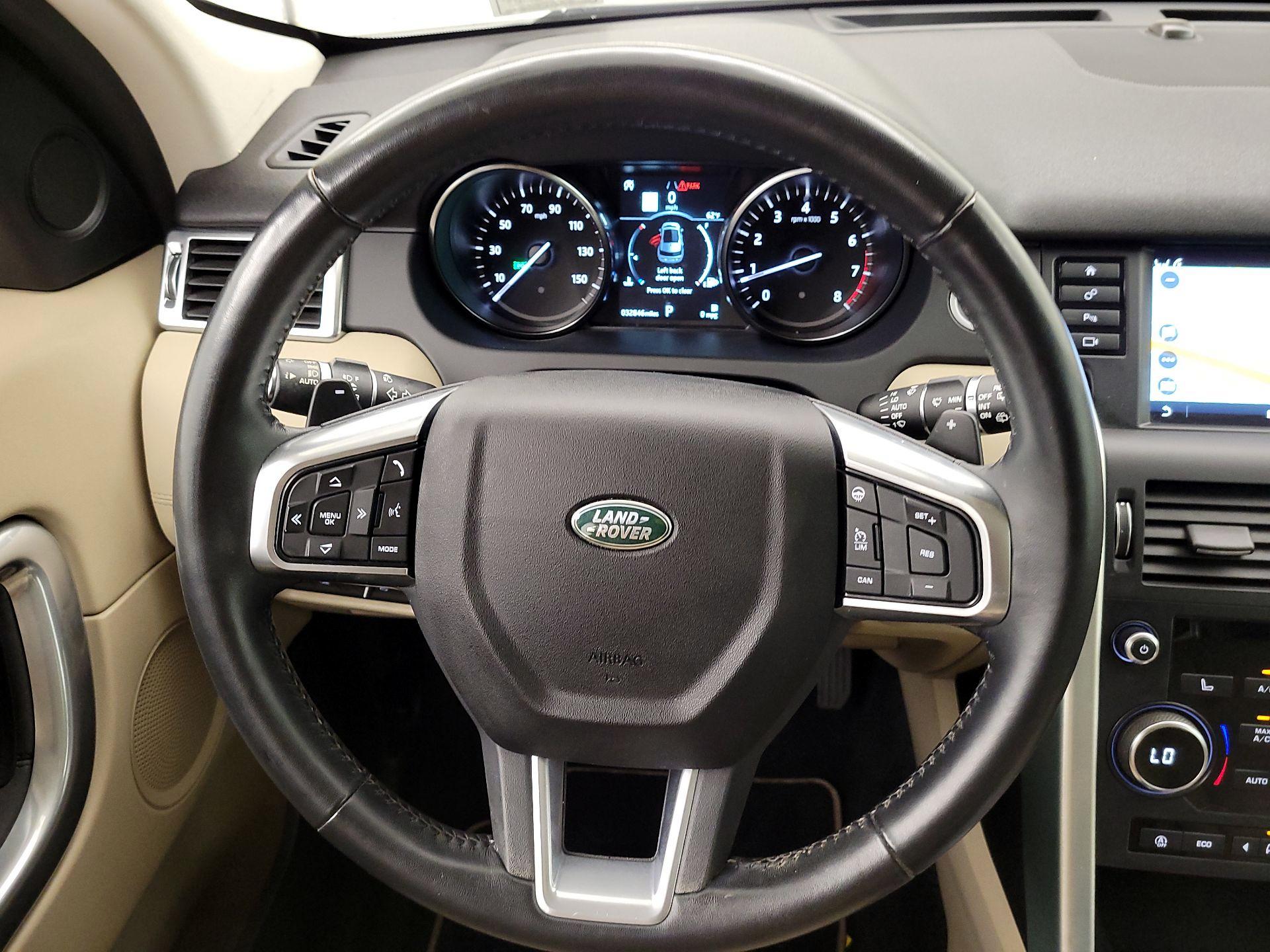 Thumbnail: 2019 Land Rover Discovery Sport - 10