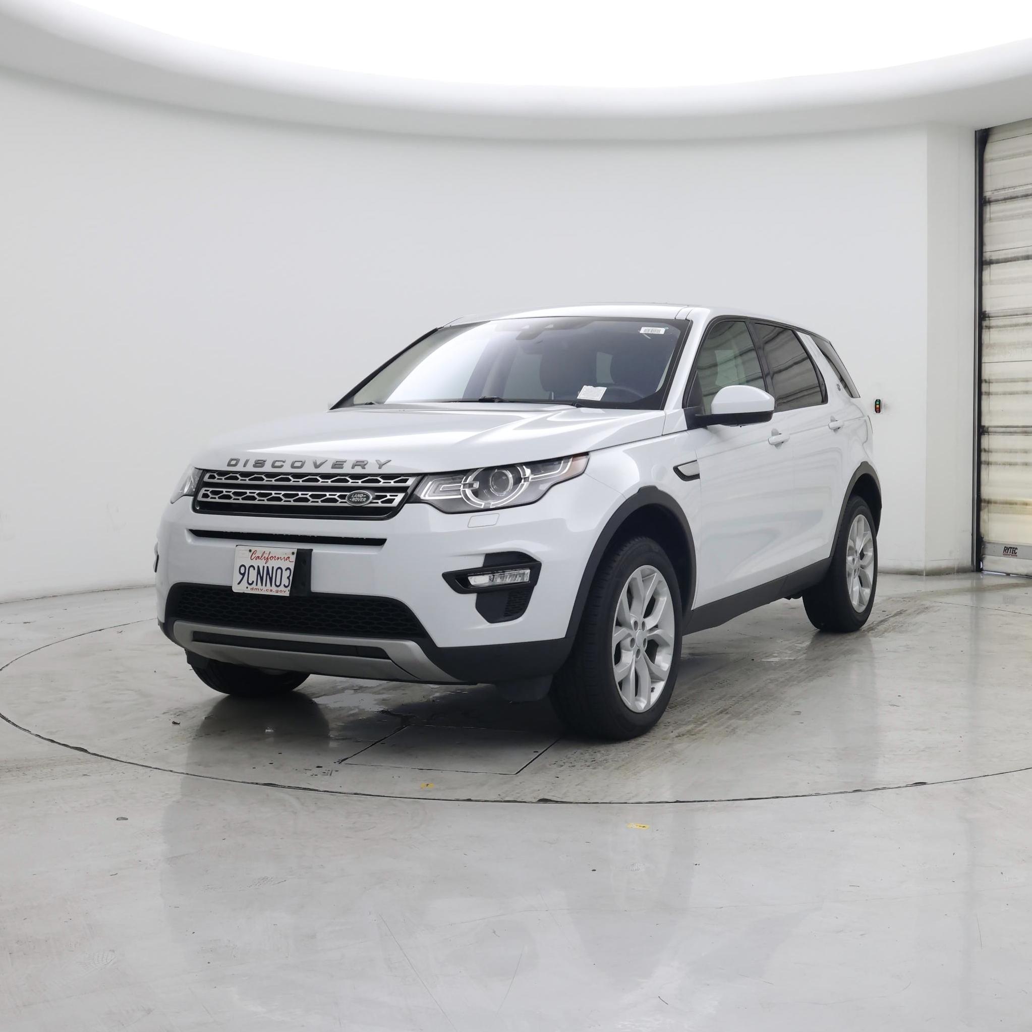 Thumbnail: 2019 Land Rover Discovery Sport - 4