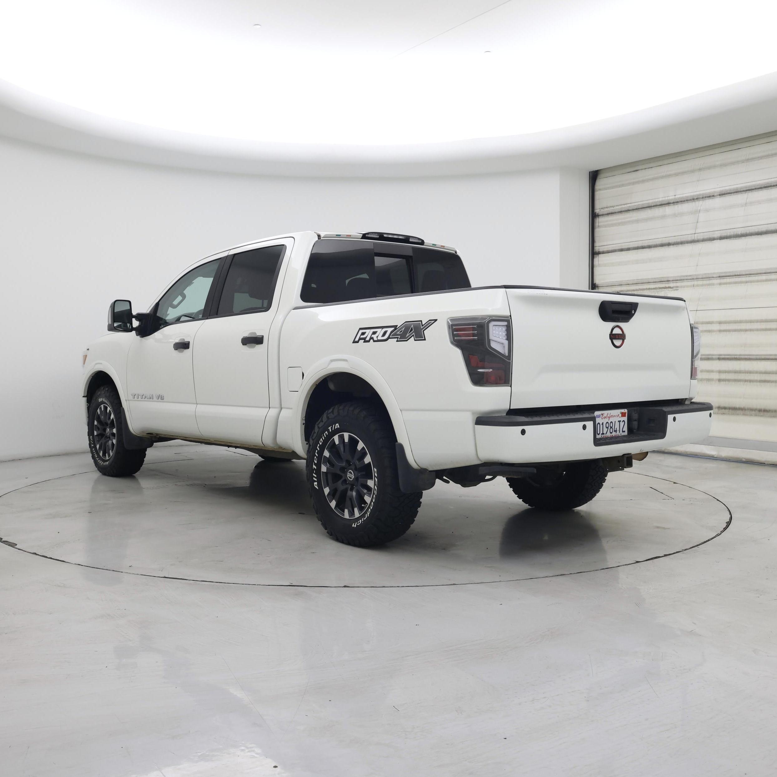 Thumbnail: 2018 Nissan Titan - 2