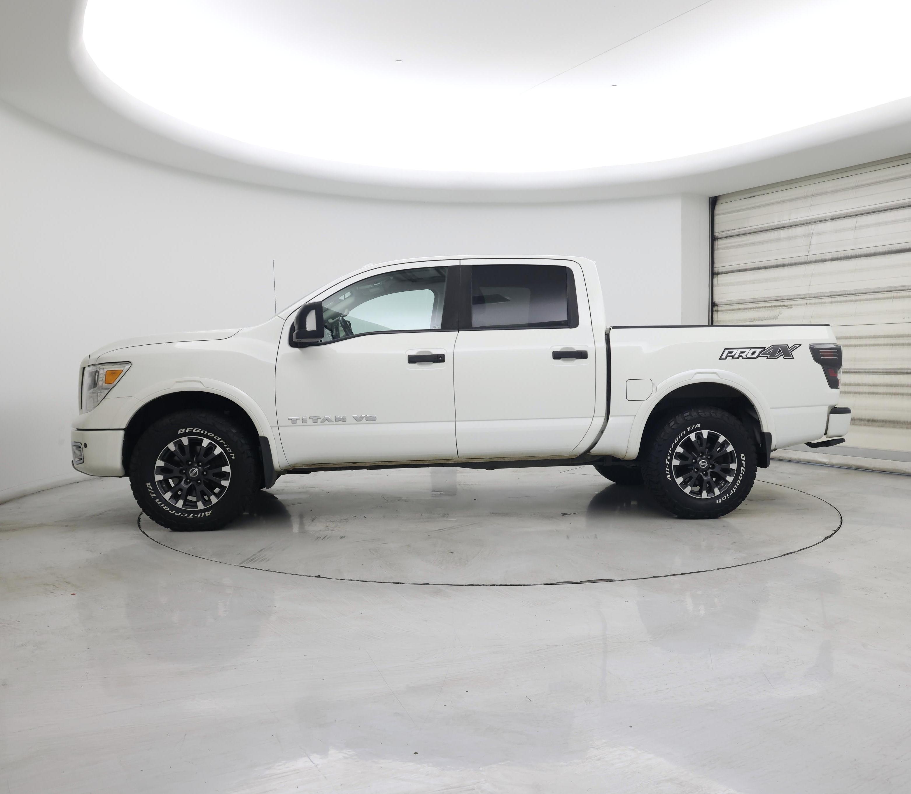 Thumbnail: 2018 Nissan Titan - 3