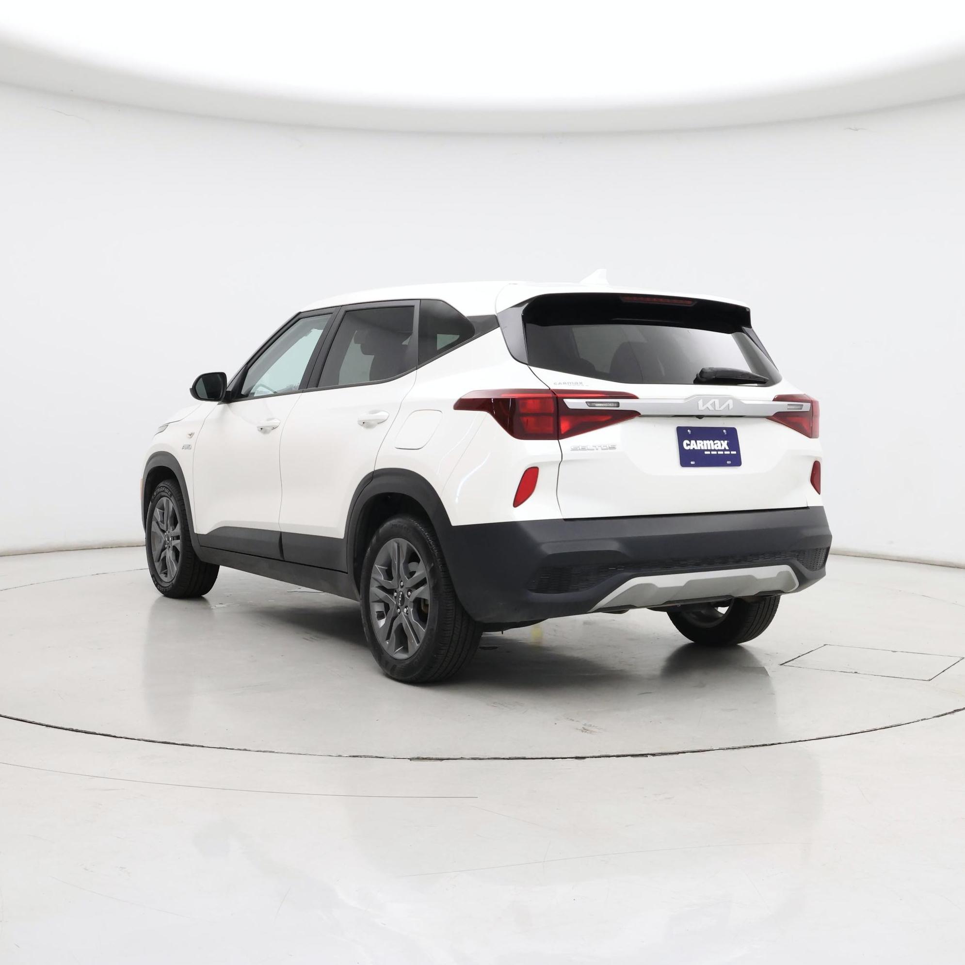 Thumbnail: 2022 Kia Seltos - 2