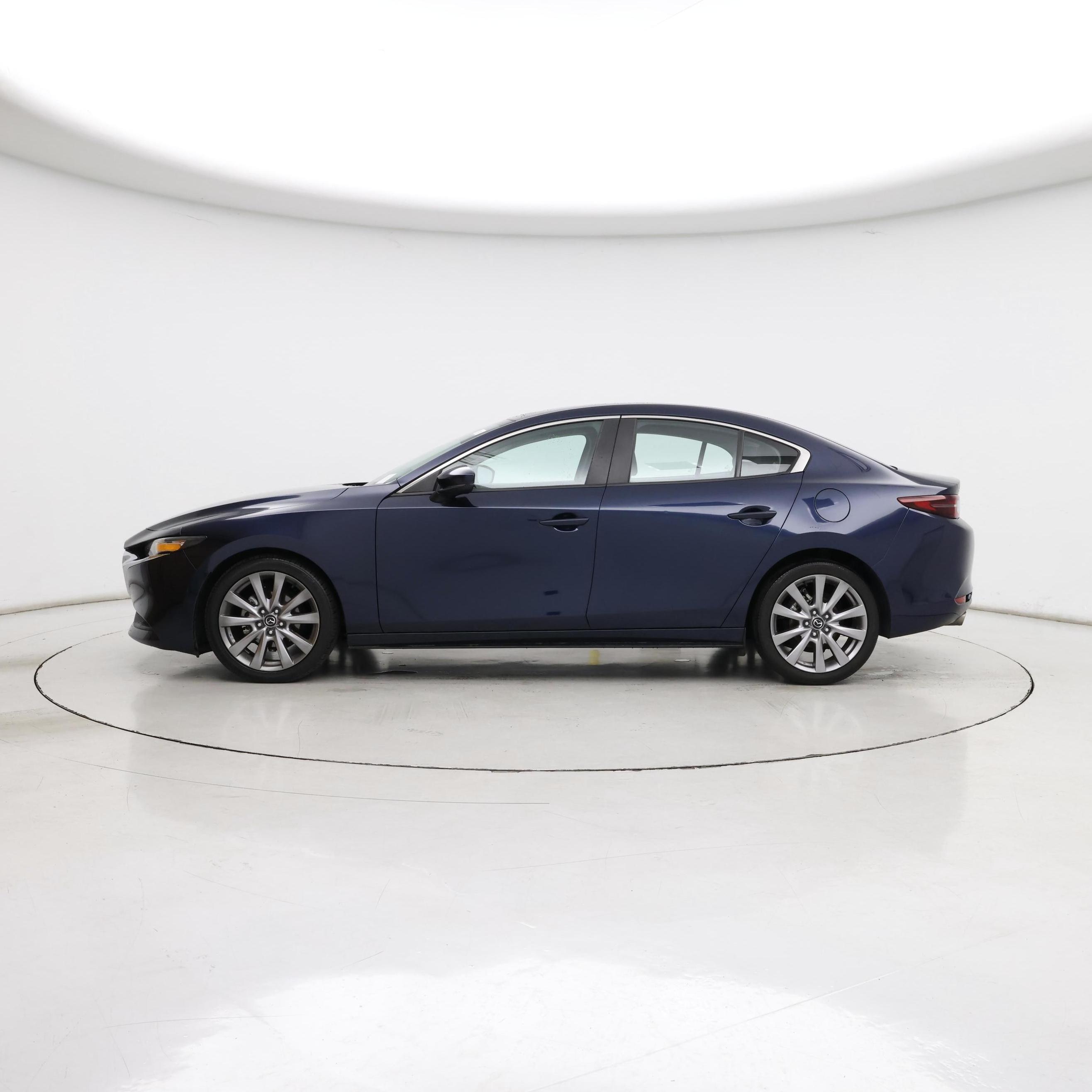 Thumbnail: 2020 Mazda Mazda3 - 3