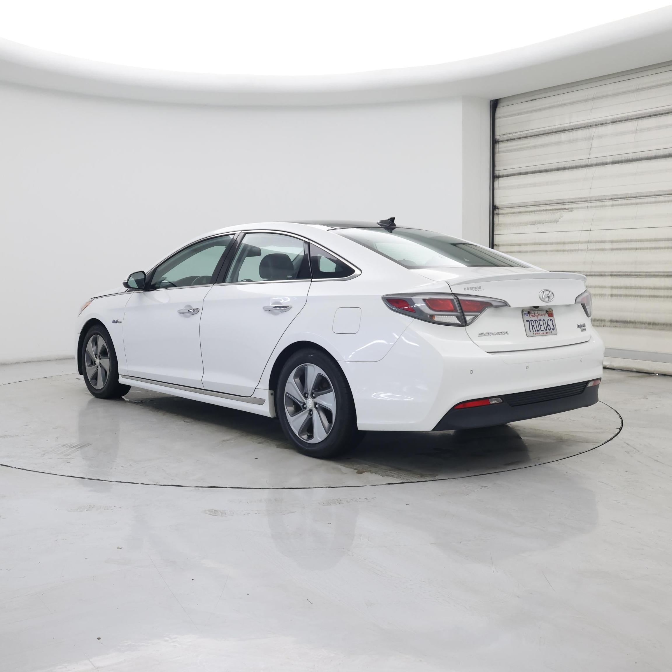 Thumbnail: 2016 Hyundai Sonata - 2