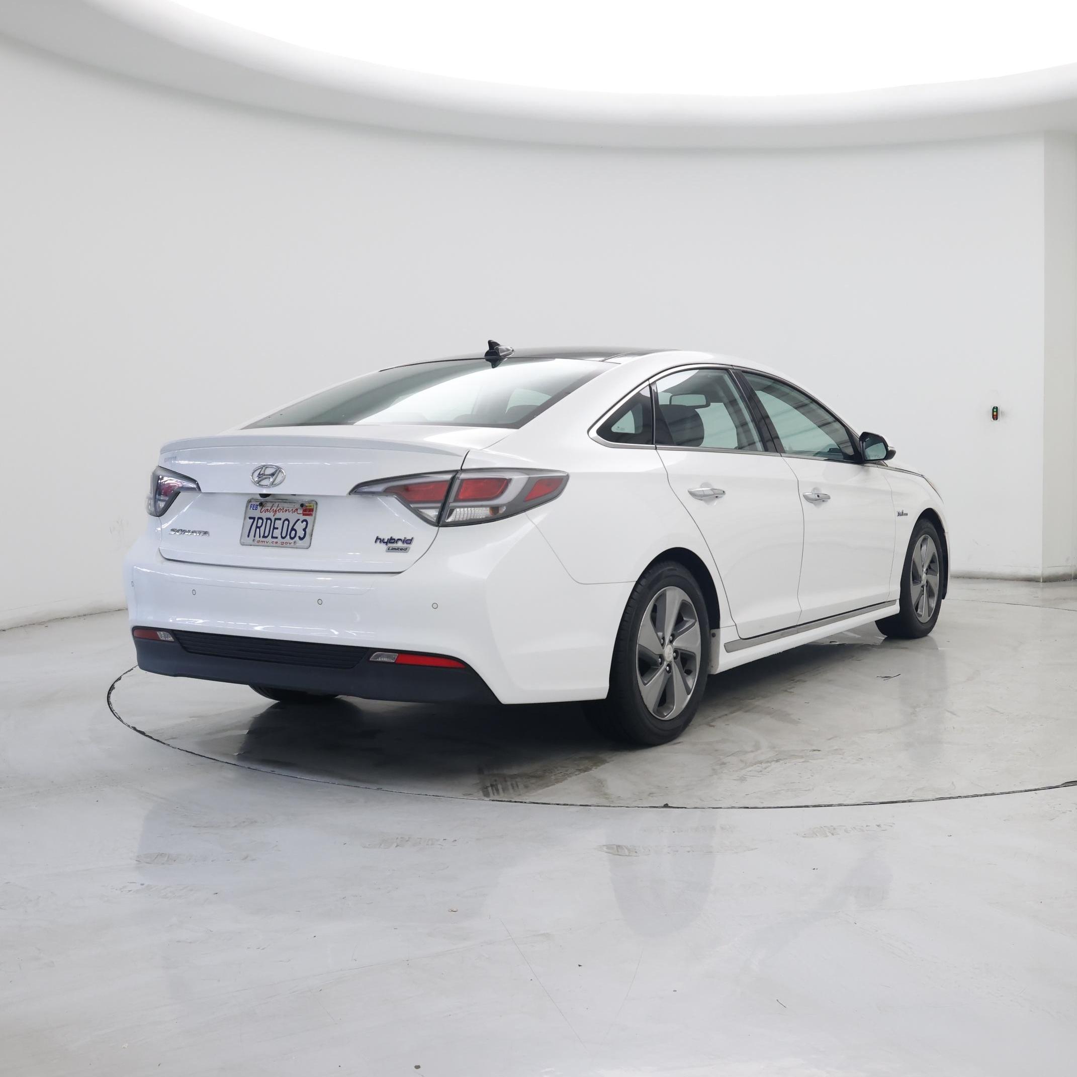 Thumbnail: 2016 Hyundai Sonata - 8