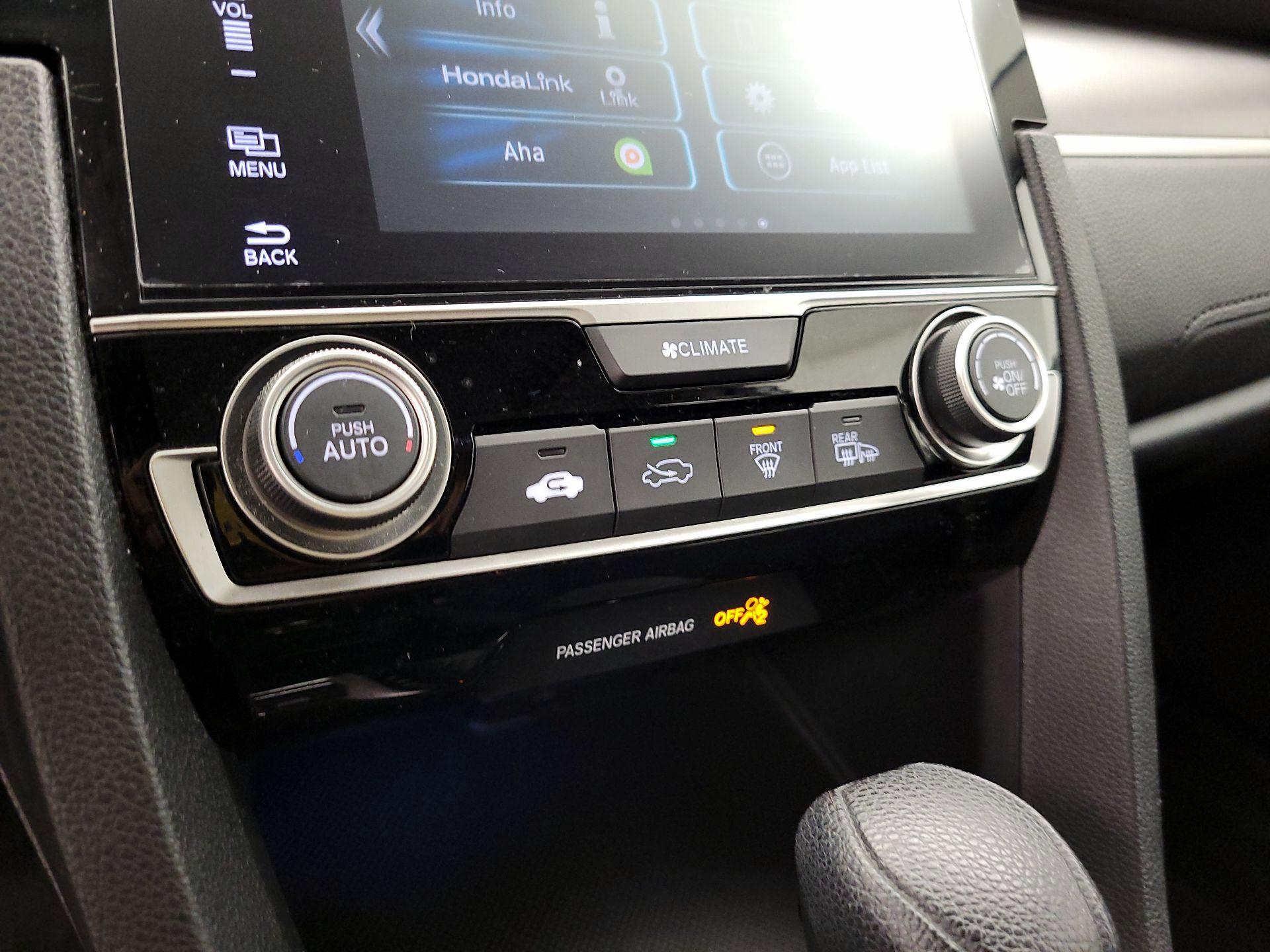 Thumbnail: 2016 Honda Civic - 15