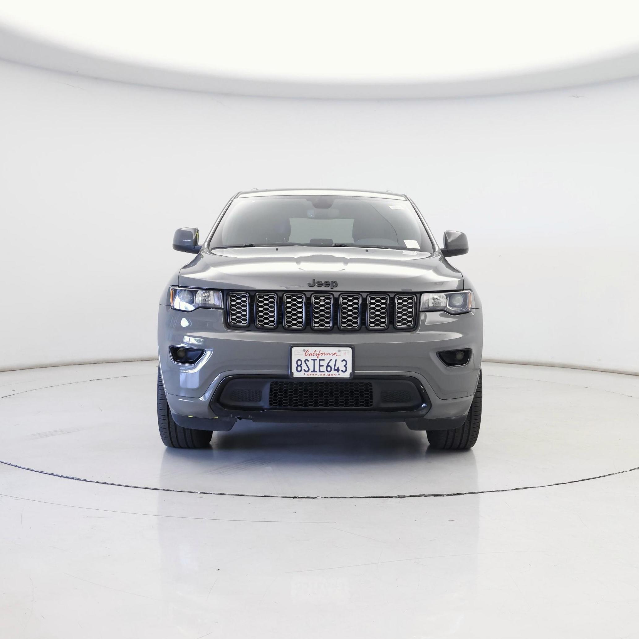 Thumbnail: 2020 Jeep Grand Cherokee - 5