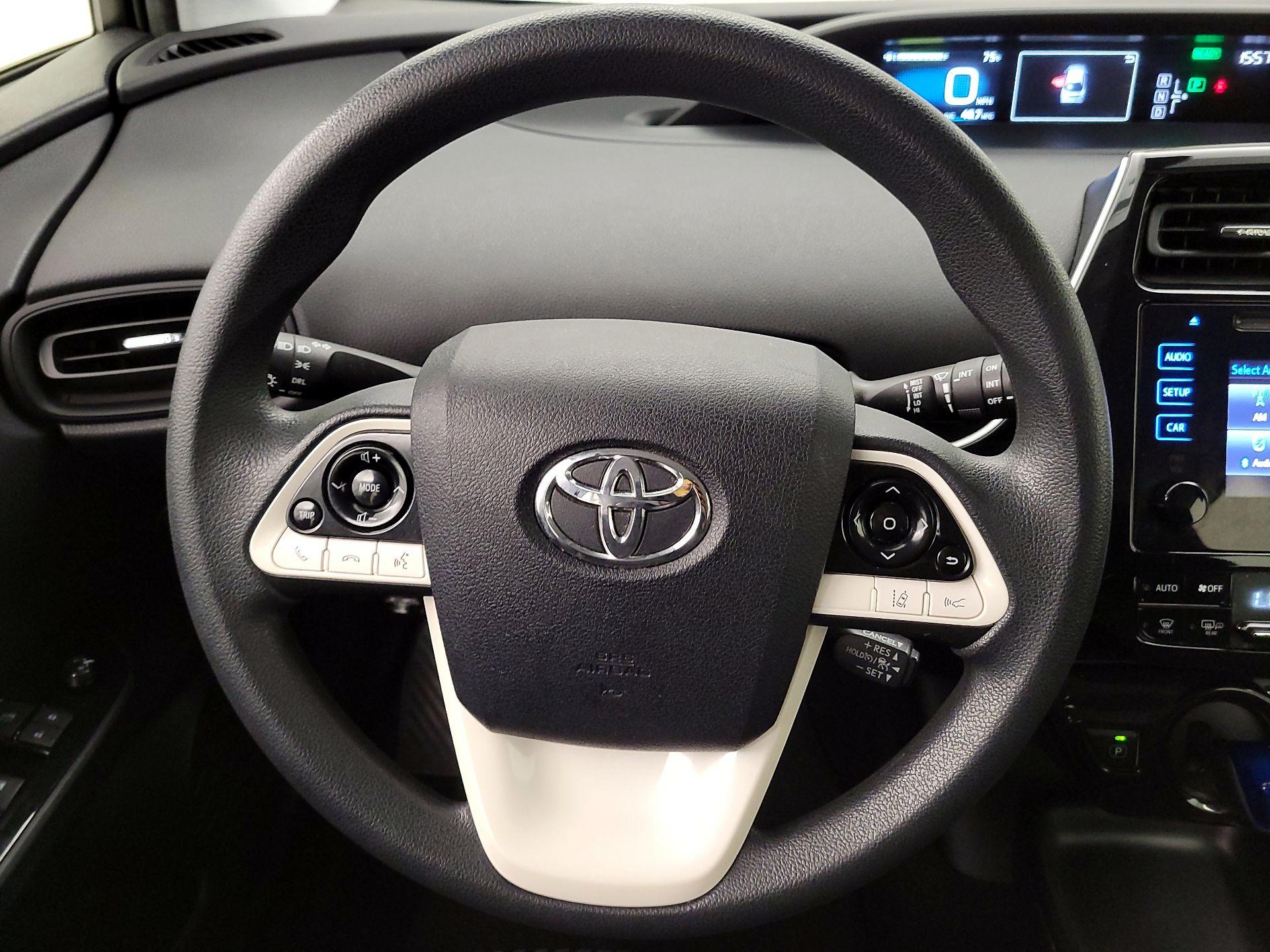 Thumbnail: 2017 Toyota Prius - 10