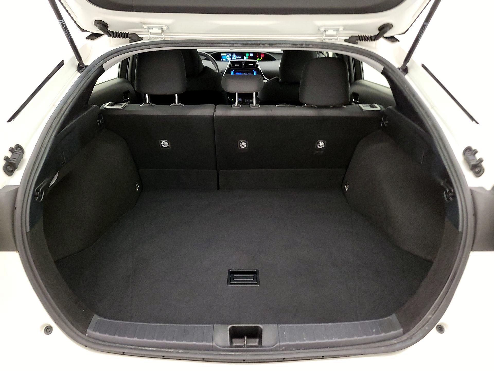 Thumbnail: 2017 Toyota Prius - 20