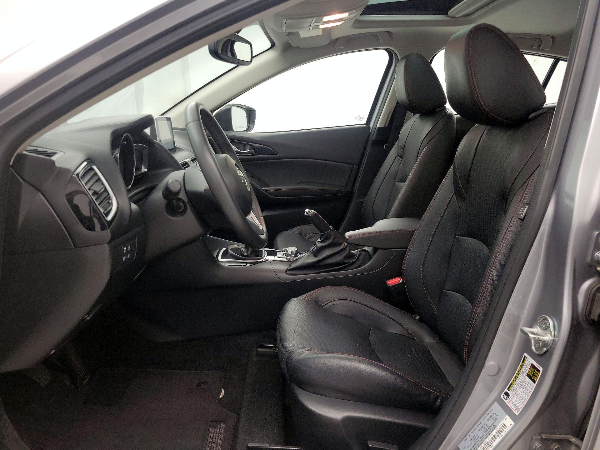 Thumbnail: 2016 Mazda Mazda3 - 11